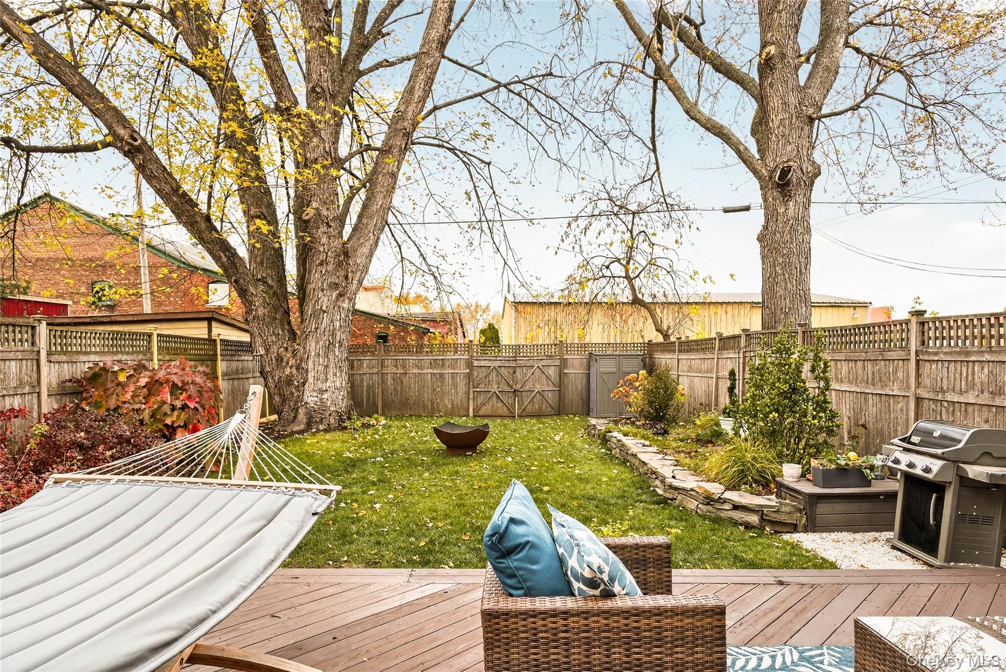 #5 photo, 19 8th Street, Hudson , NY 12534