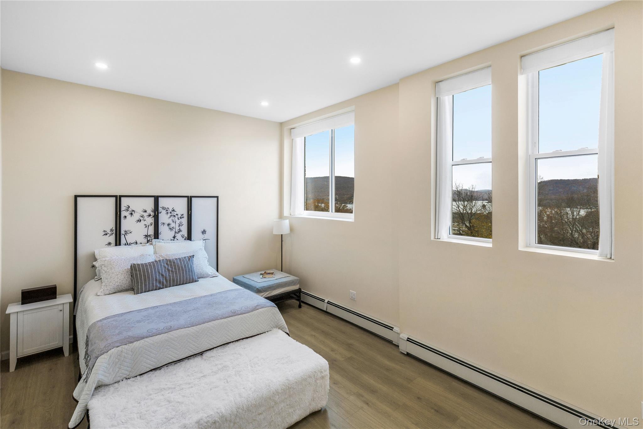 #15 photo, 16 Waterview Estate, Peekskill , NY 10566