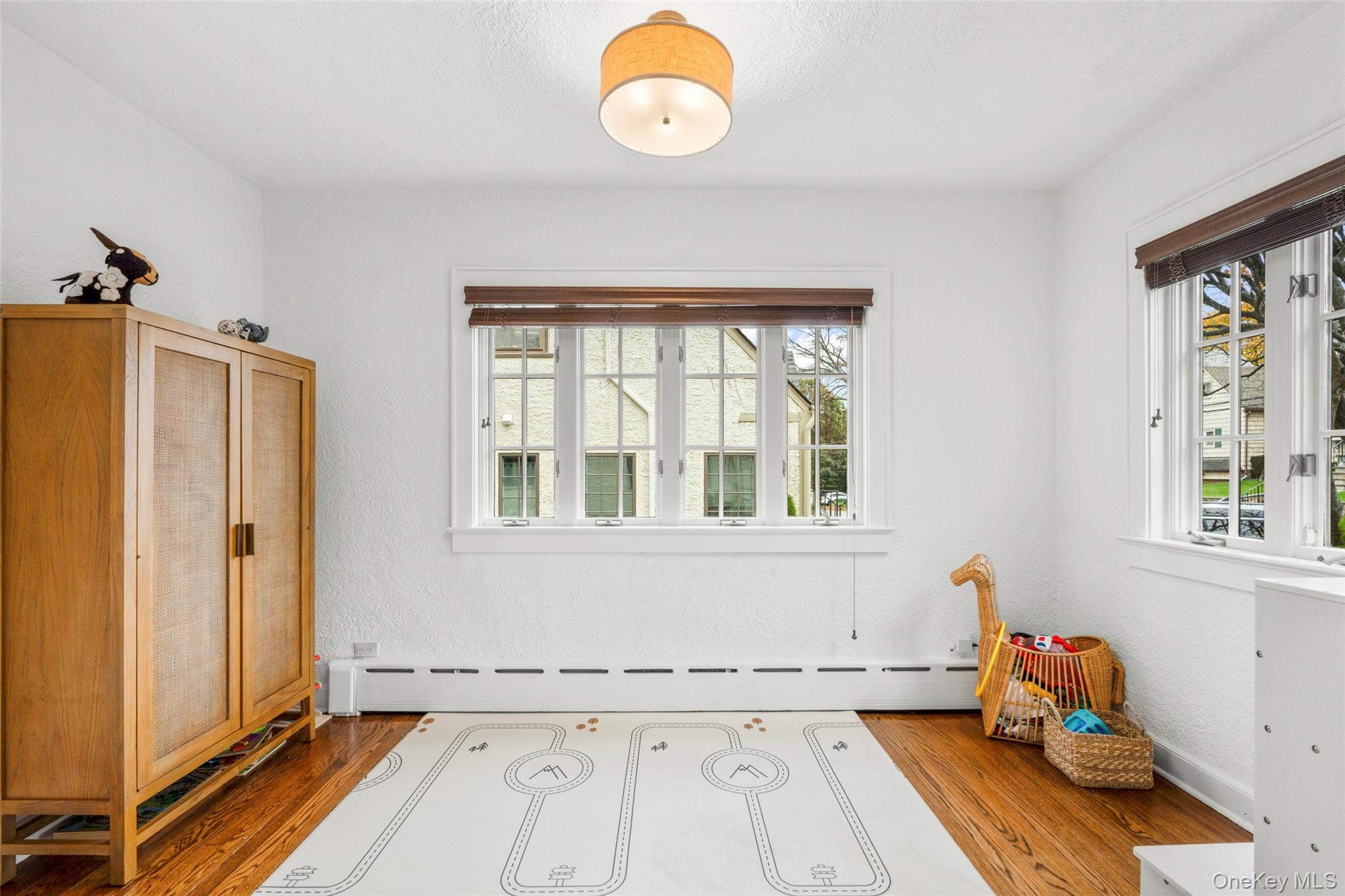 #7 photo, 39 Hillcrest Avenue, Larchmont , NY 10538