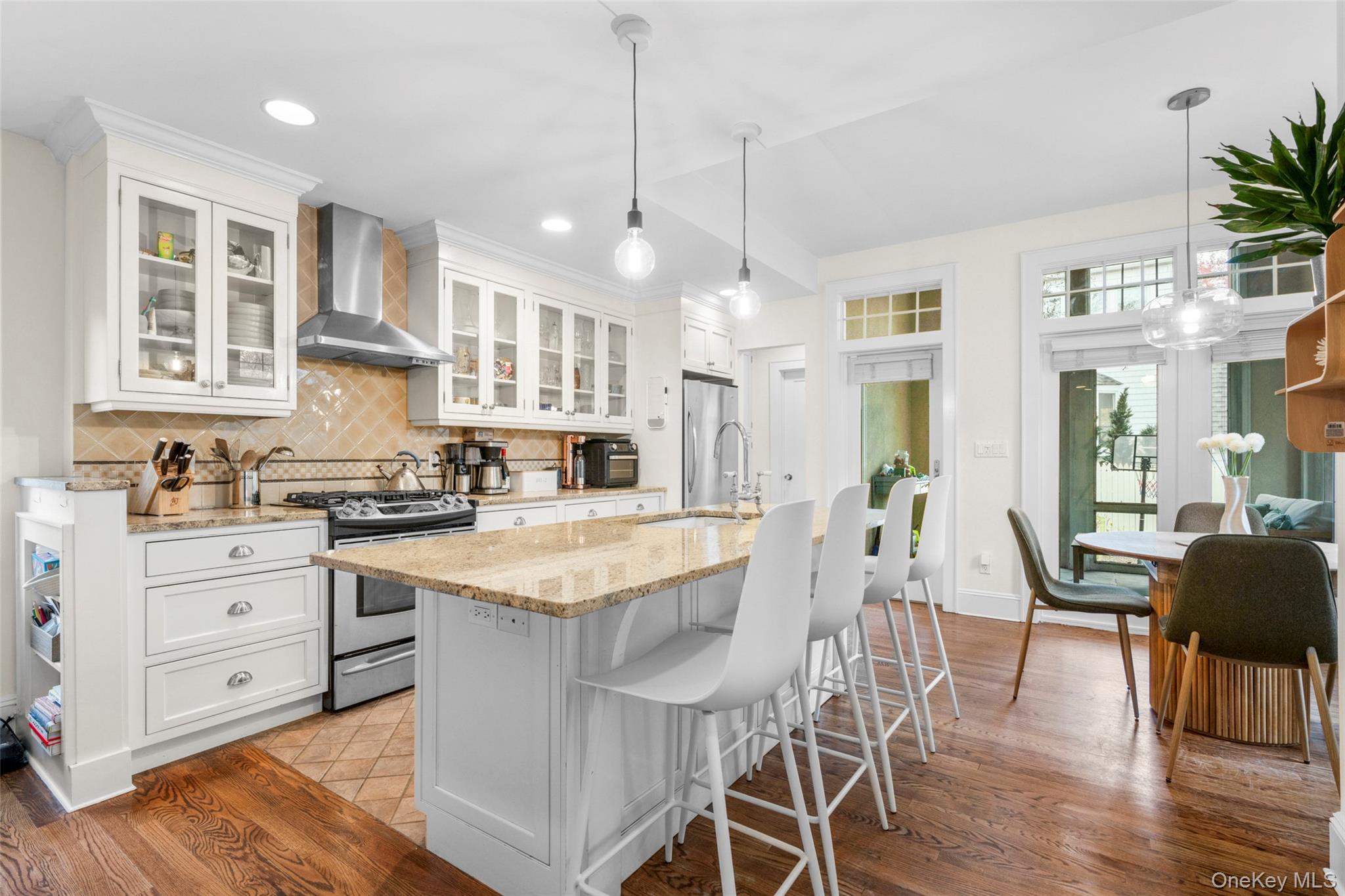 #8 photo, 39 Hillcrest Avenue, Larchmont , NY 10538