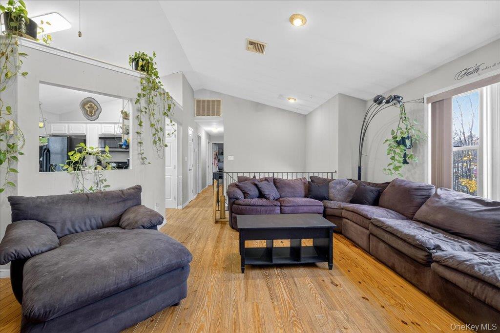 #7 photo, 74 Pocatello Road, Middletown , NY 10940