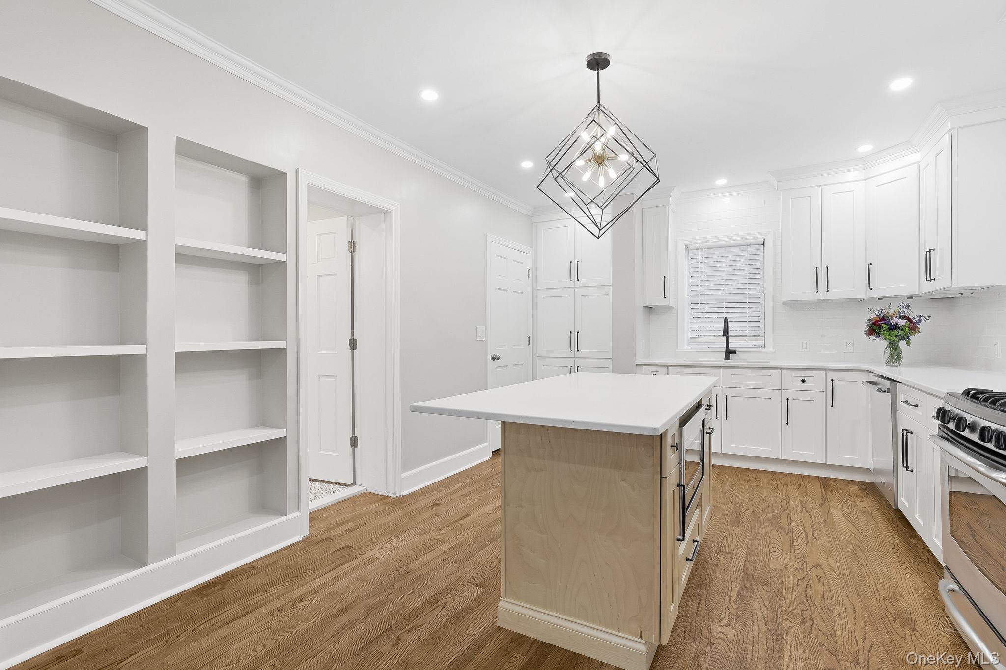 #9 photo, 520 River Avenue, Pelham , NY 10803