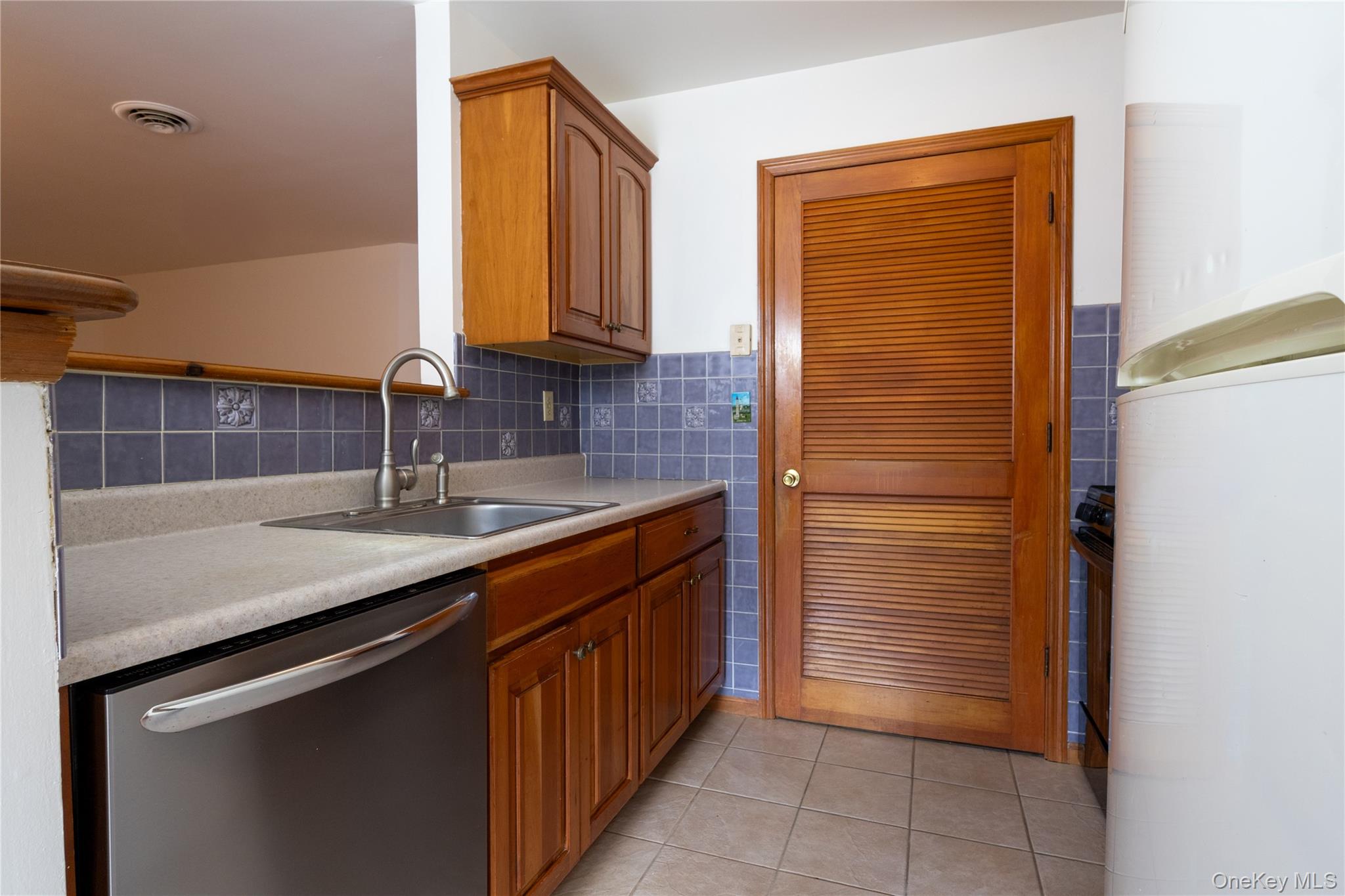 #8 photo, 1306 Rosewood Court, Highland Mills , NY 10930