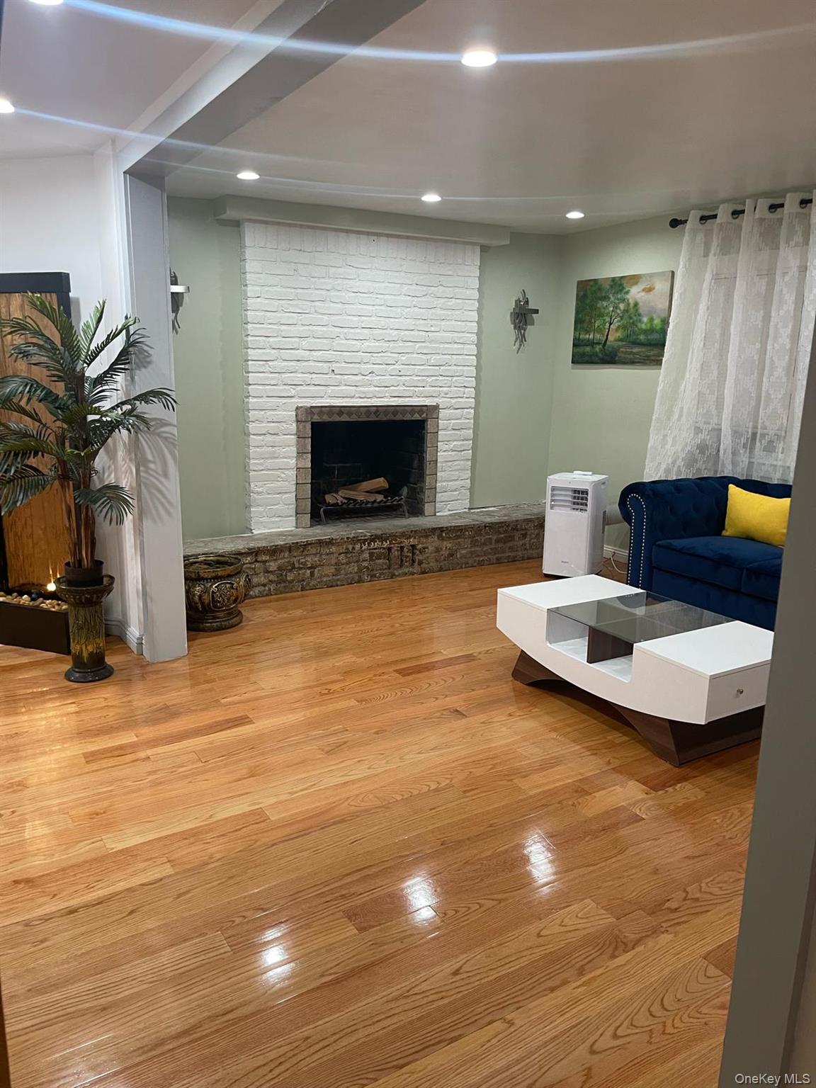 #12 photo, 141 Remington Avenue, Selden , NY 11784