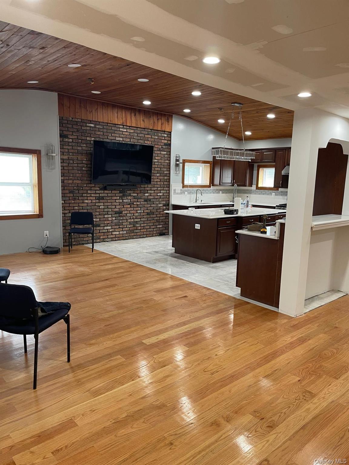 #2 photo, 141 Remington Avenue, Selden , NY 11784