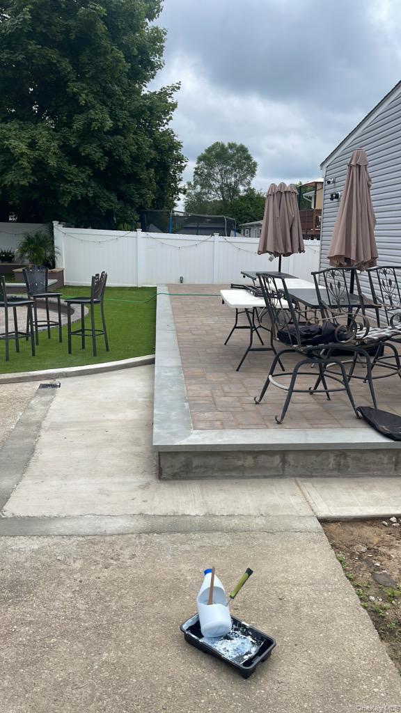 #5 photo, 141 Remington Avenue, Selden , NY 11784