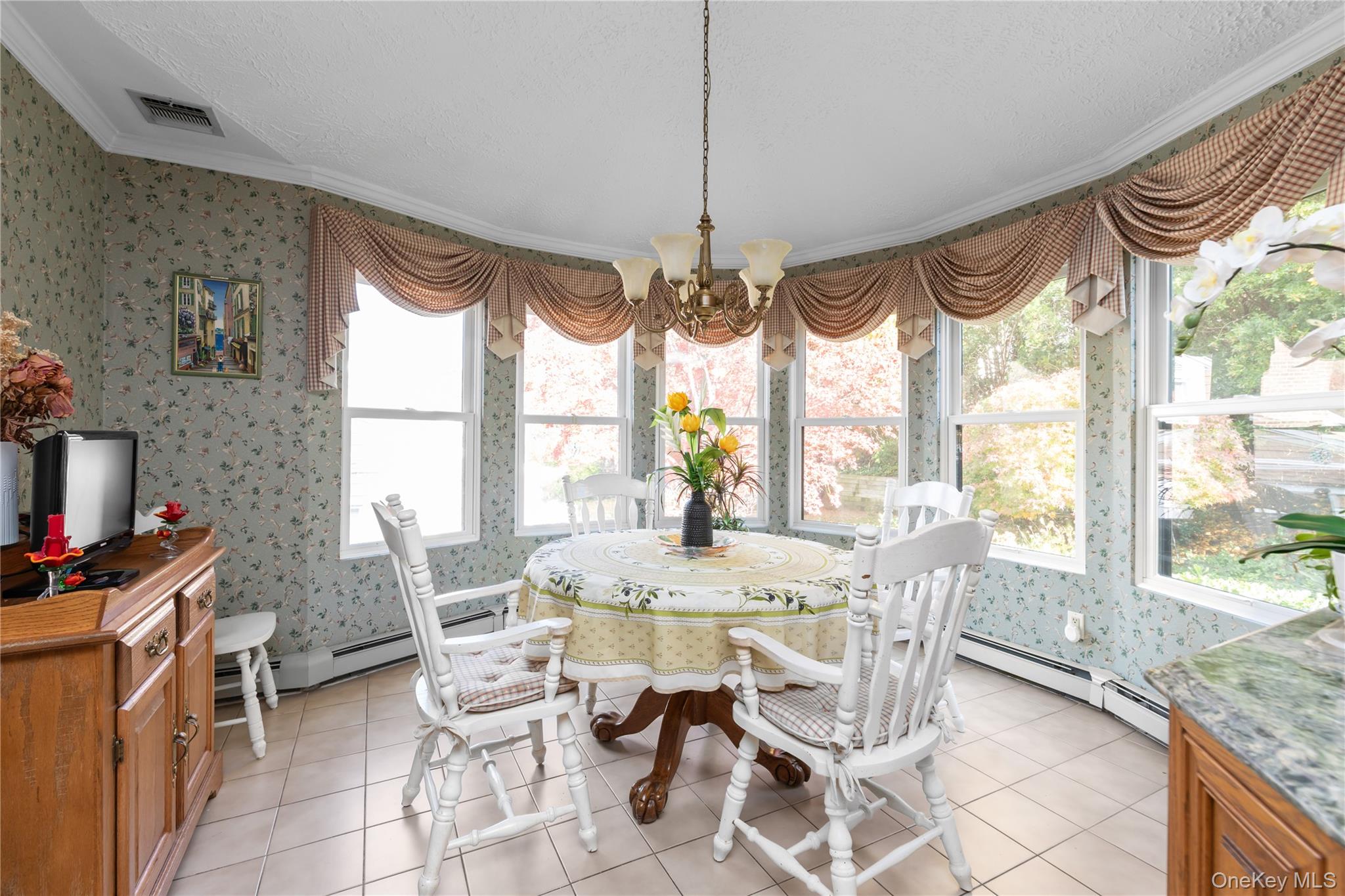 #10 photo, 2 Coolidge Avenue, Glen Head , NY 11545