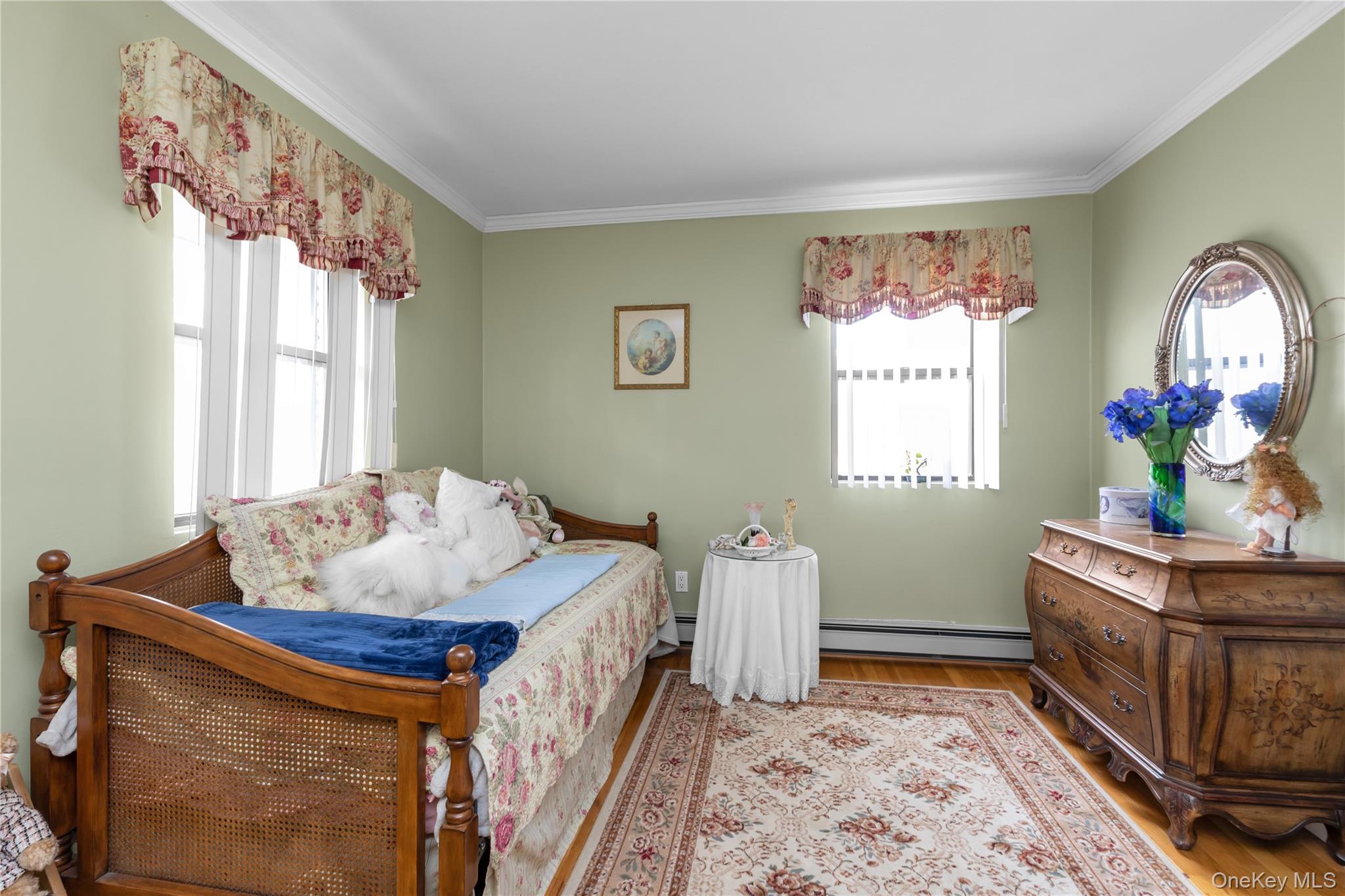 #17 photo, 2 Coolidge Avenue, Glen Head , NY 11545