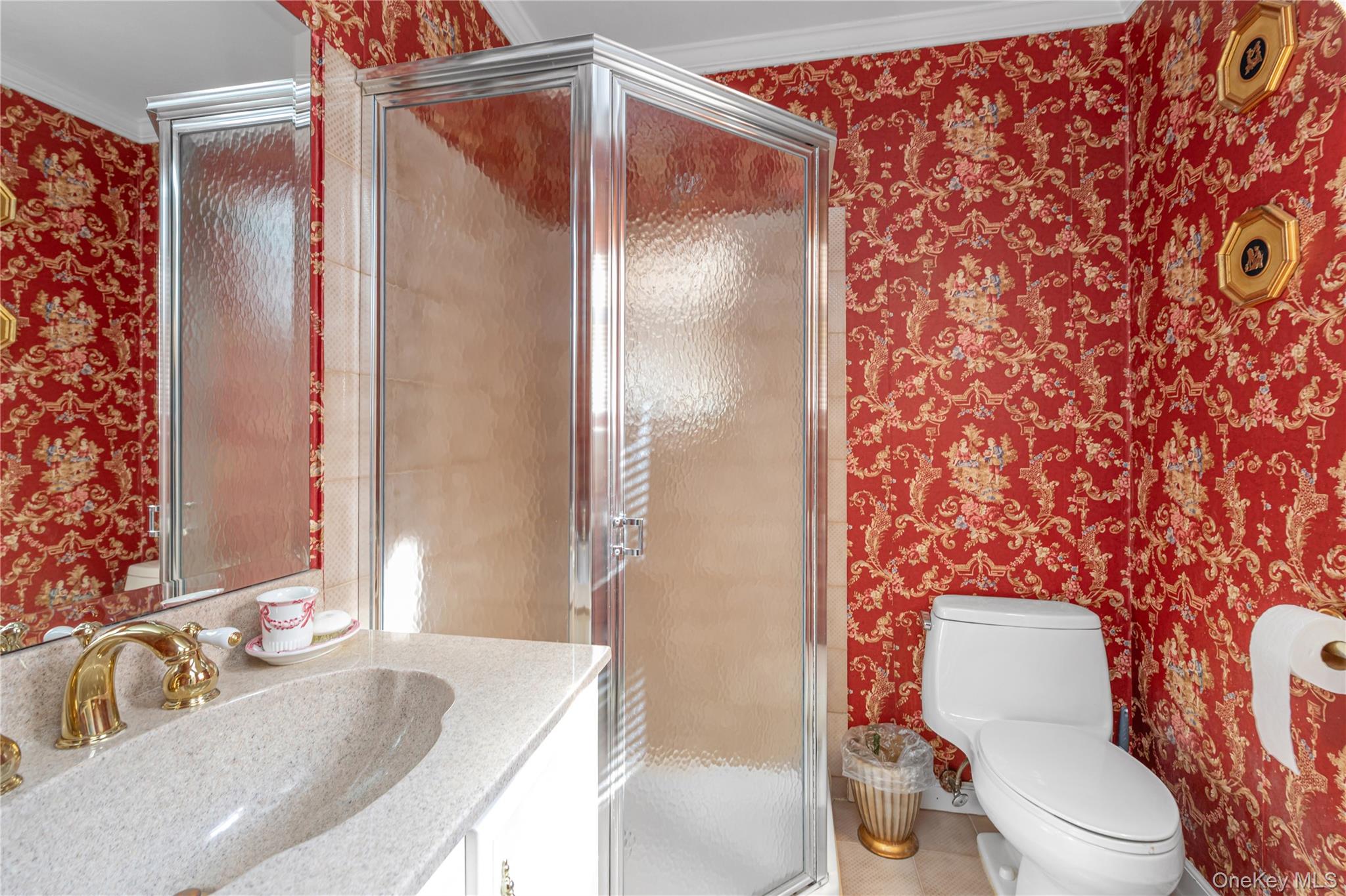 #19 photo, 2 Coolidge Avenue, Glen Head , NY 11545