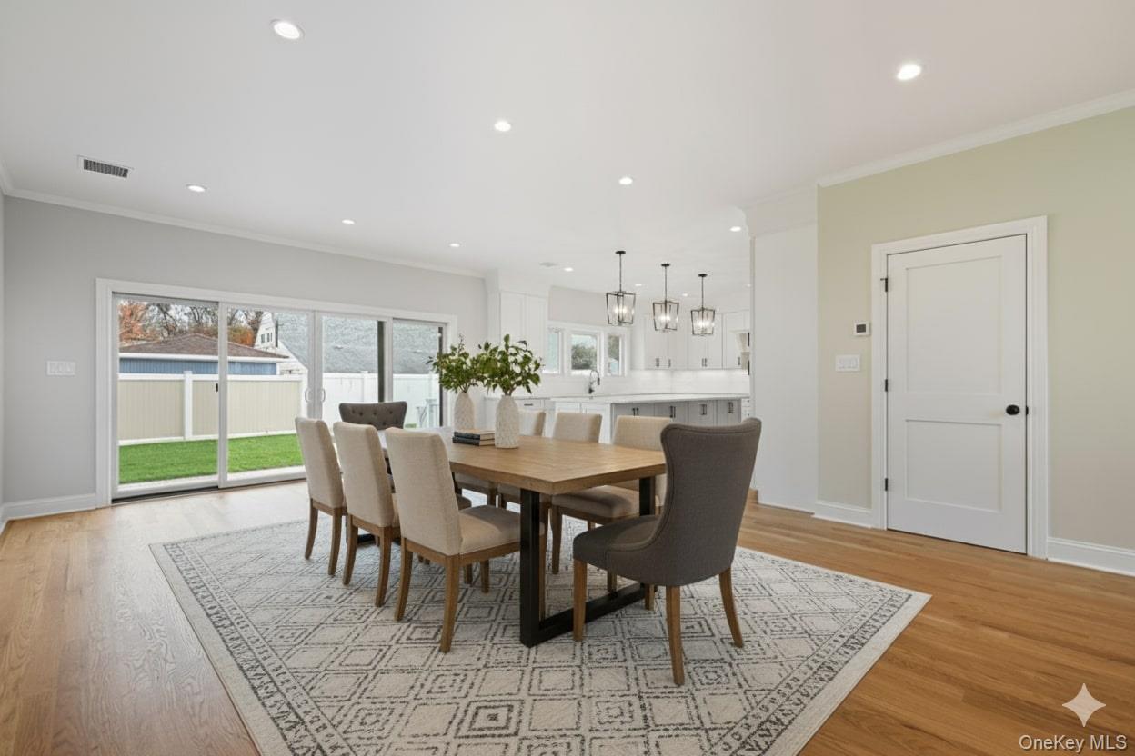 #10 photo, 39 Cobalt Lane, Westbury , NY 11590