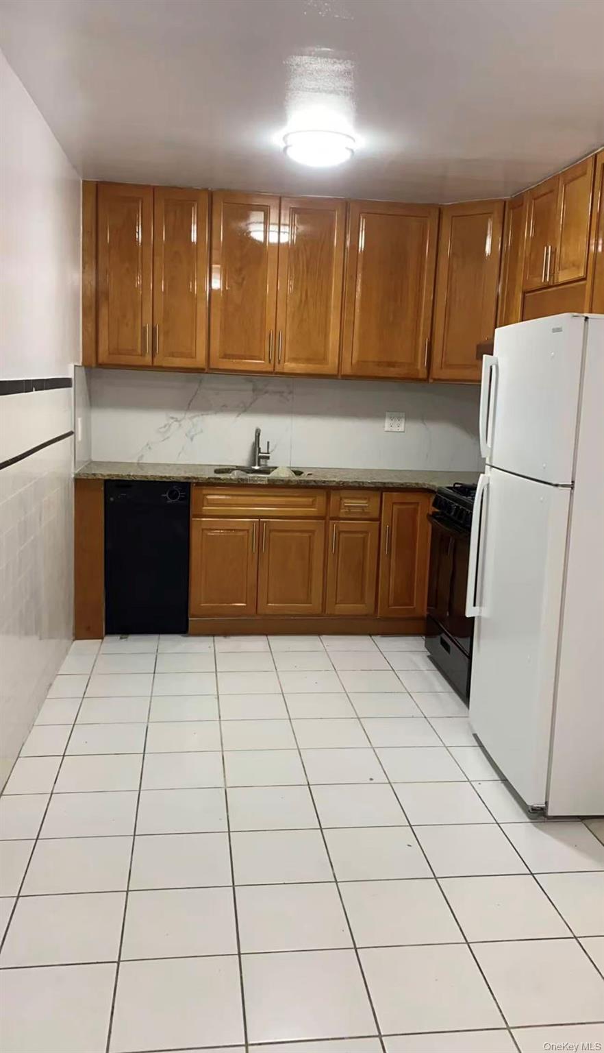 #4 photo, 44-17 65 Street, Woodside , NY 11377