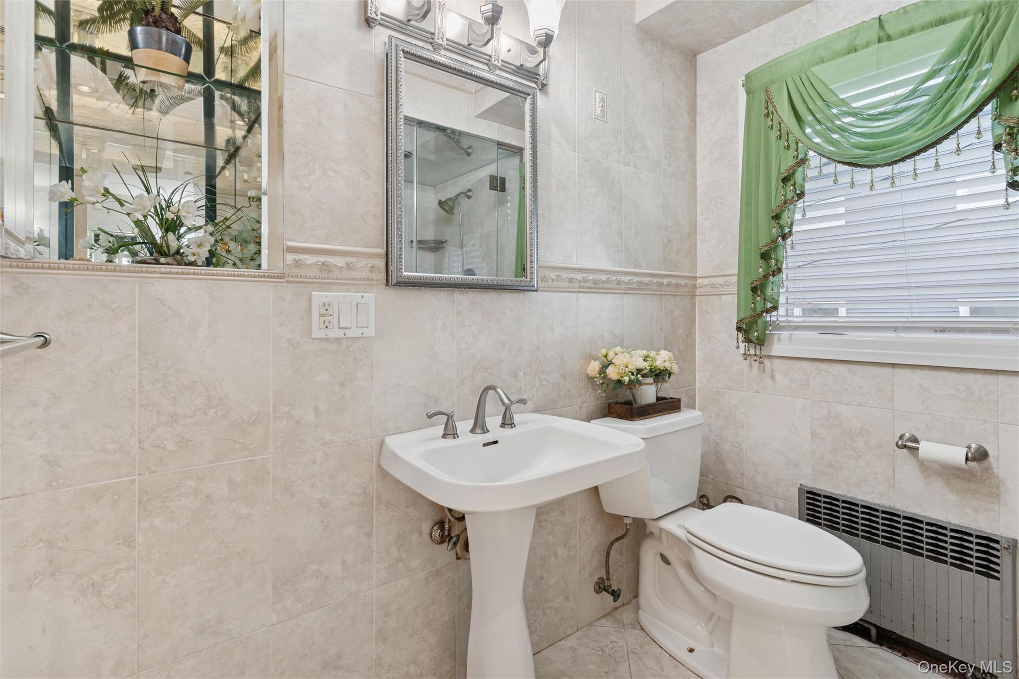 #19 photo, 615 E State Street, Long Beach , NY 11561