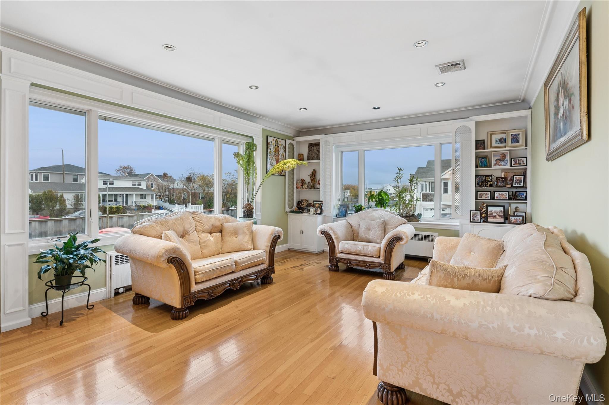 #4 photo, 615 E State Street, Long Beach , NY 11561