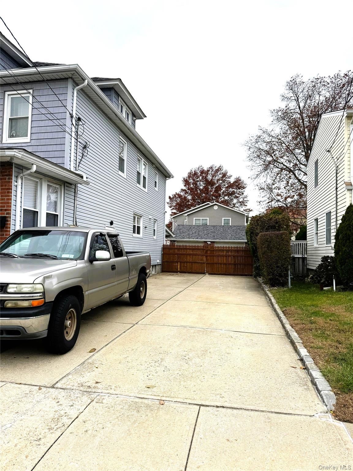 #11 photo, 35 1st Street, New Hyde Park , NY 11040