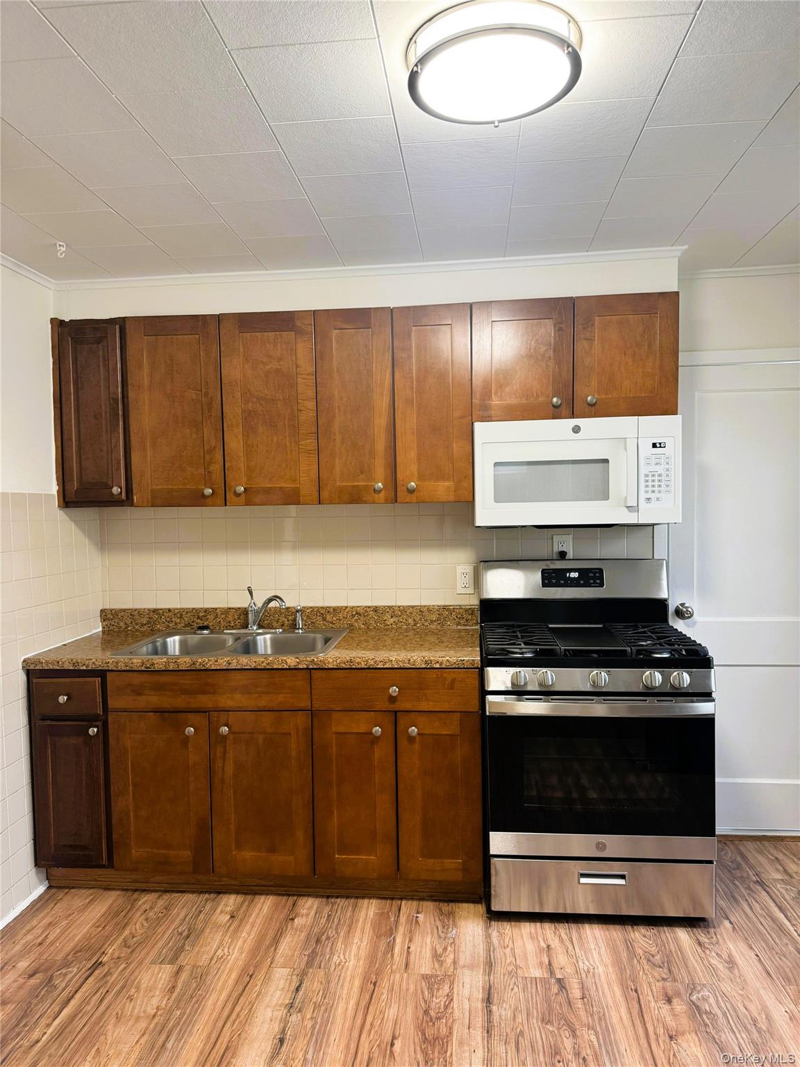 #2 photo, 35 1st Street, New Hyde Park , NY 11040