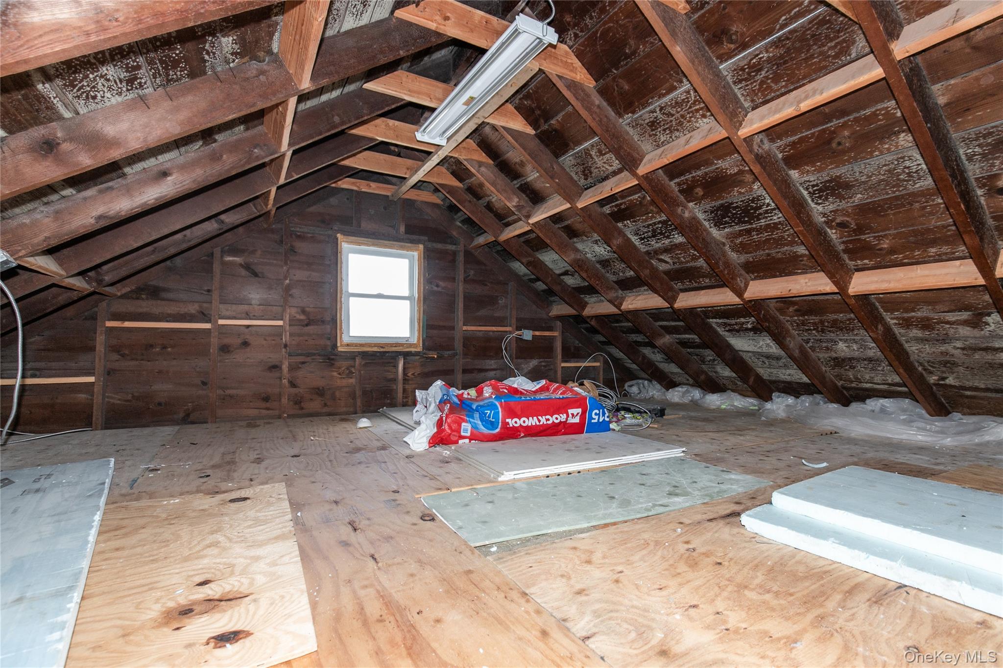 #14 photo, 34 Avondale Street, Valley Stream , NY 11581