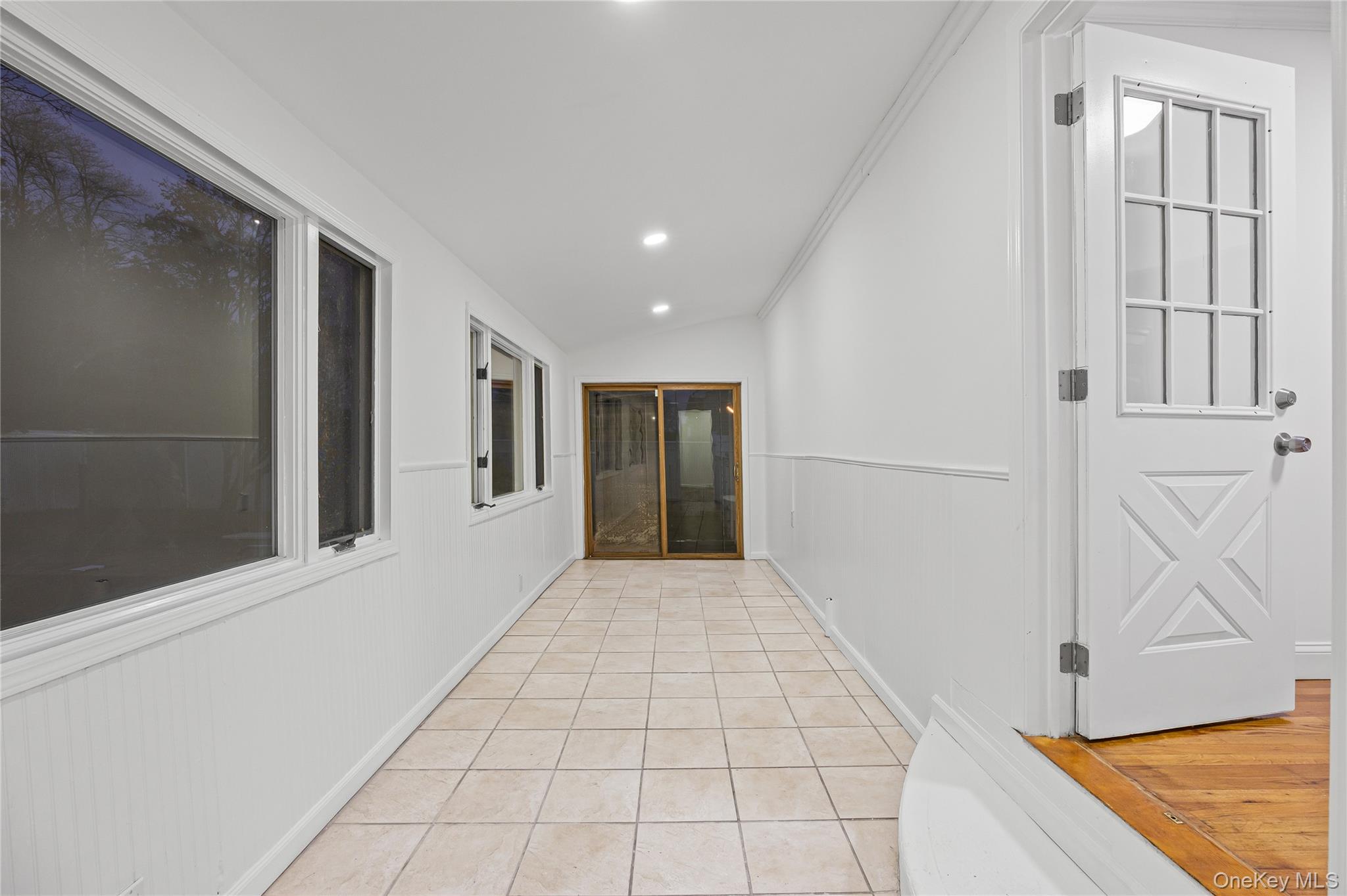 #15 photo, 187 Audwin Drive, Islip Terrace , NY 11752