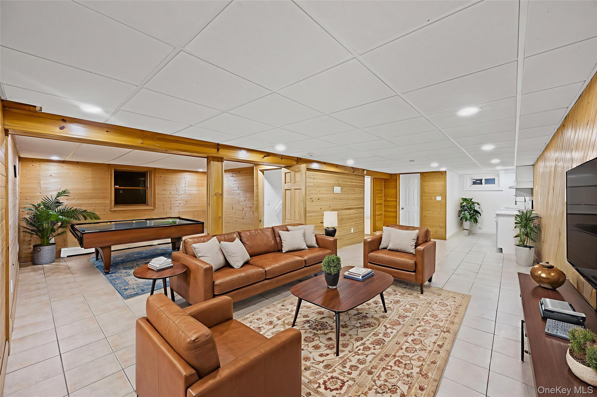 #17 photo, 187 Audwin Drive, Islip Terrace , NY 11752