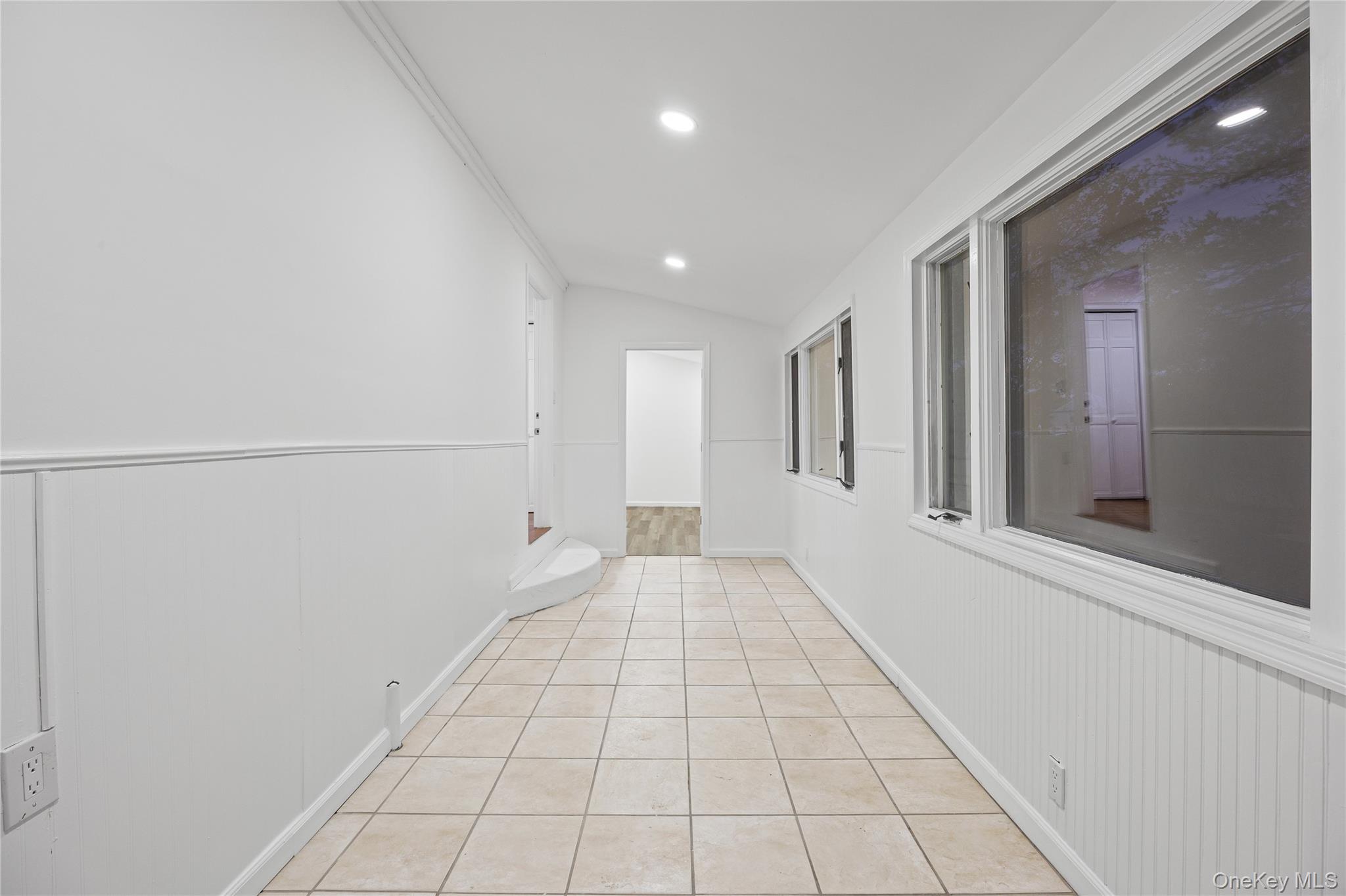 #18 photo, 187 Audwin Drive, Islip Terrace , NY 11752