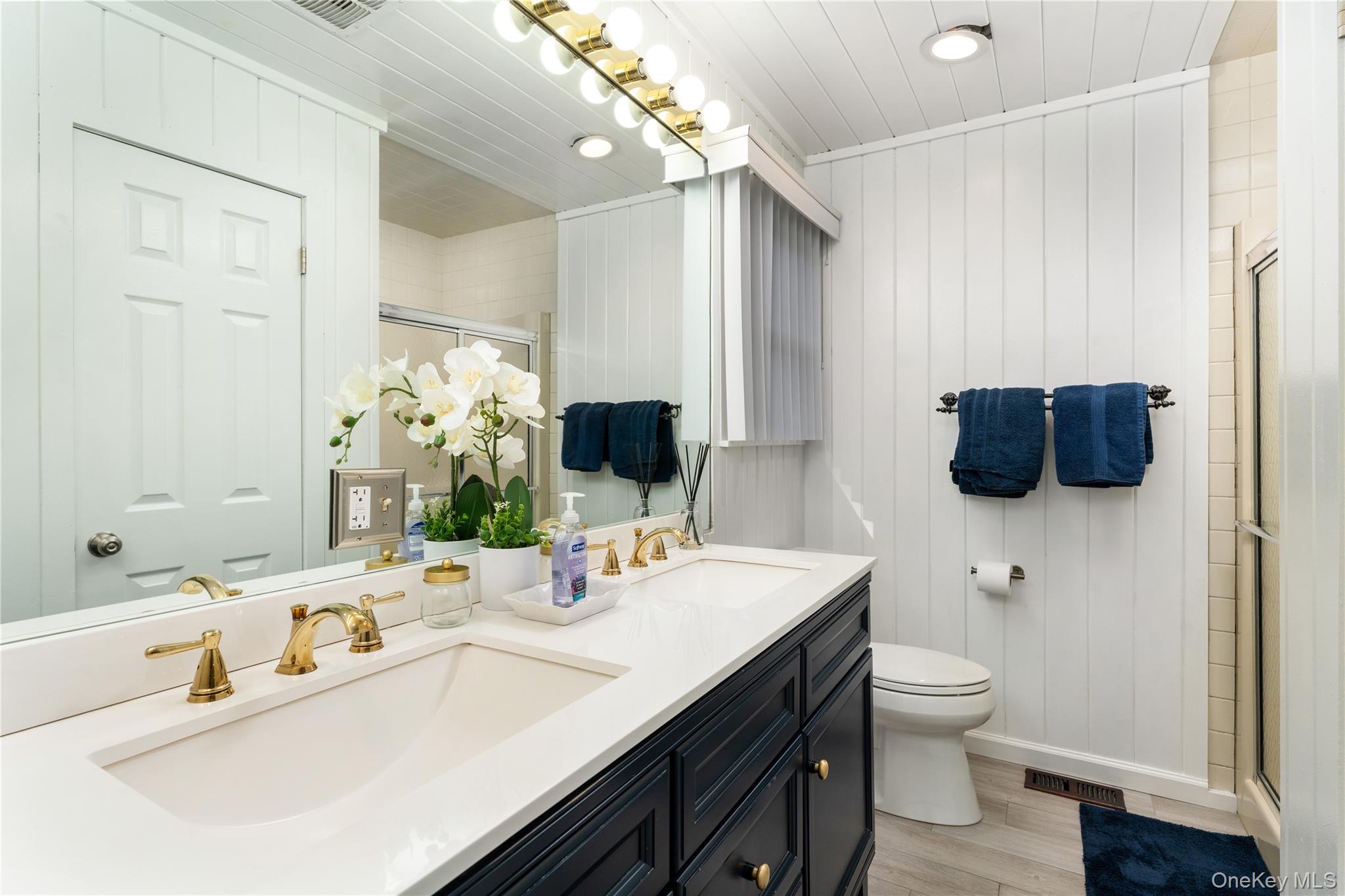 #14 photo, 5 Bay Woods Drive, Hampton Bays , NY 11946