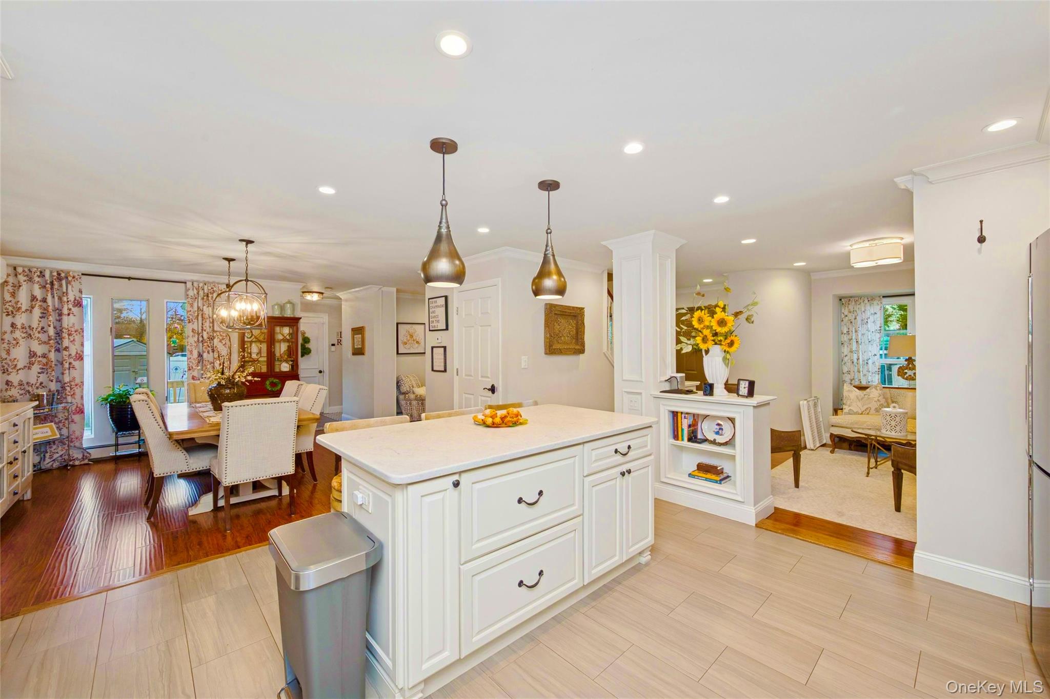 #14 photo, 62 14th Street, Hicksville , NY 11801