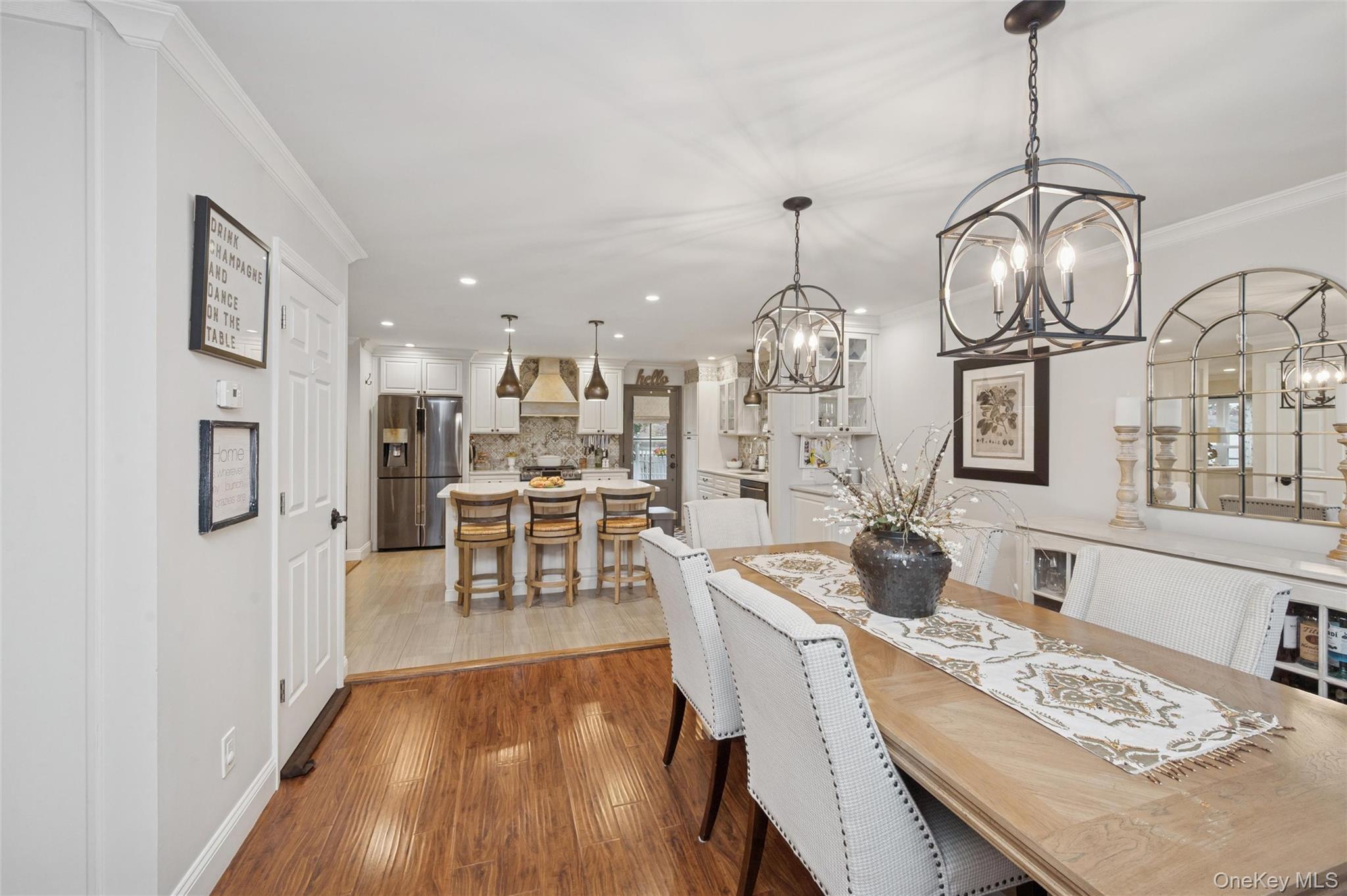 #16 photo, 62 14th Street, Hicksville , NY 11801