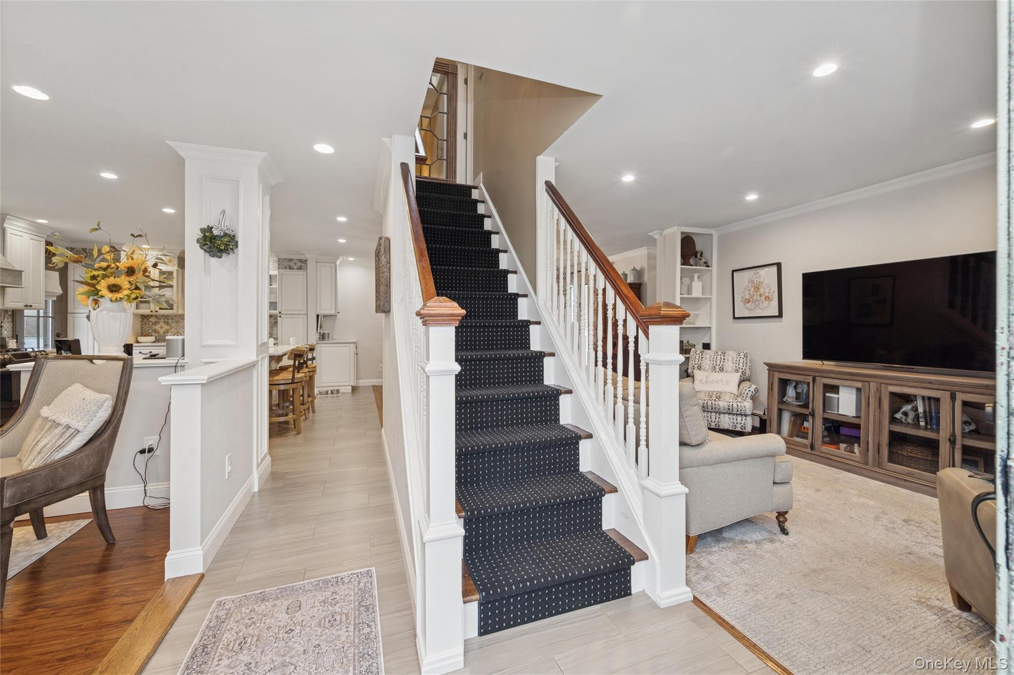 #7 photo, 62 14th Street, Hicksville , NY 11801