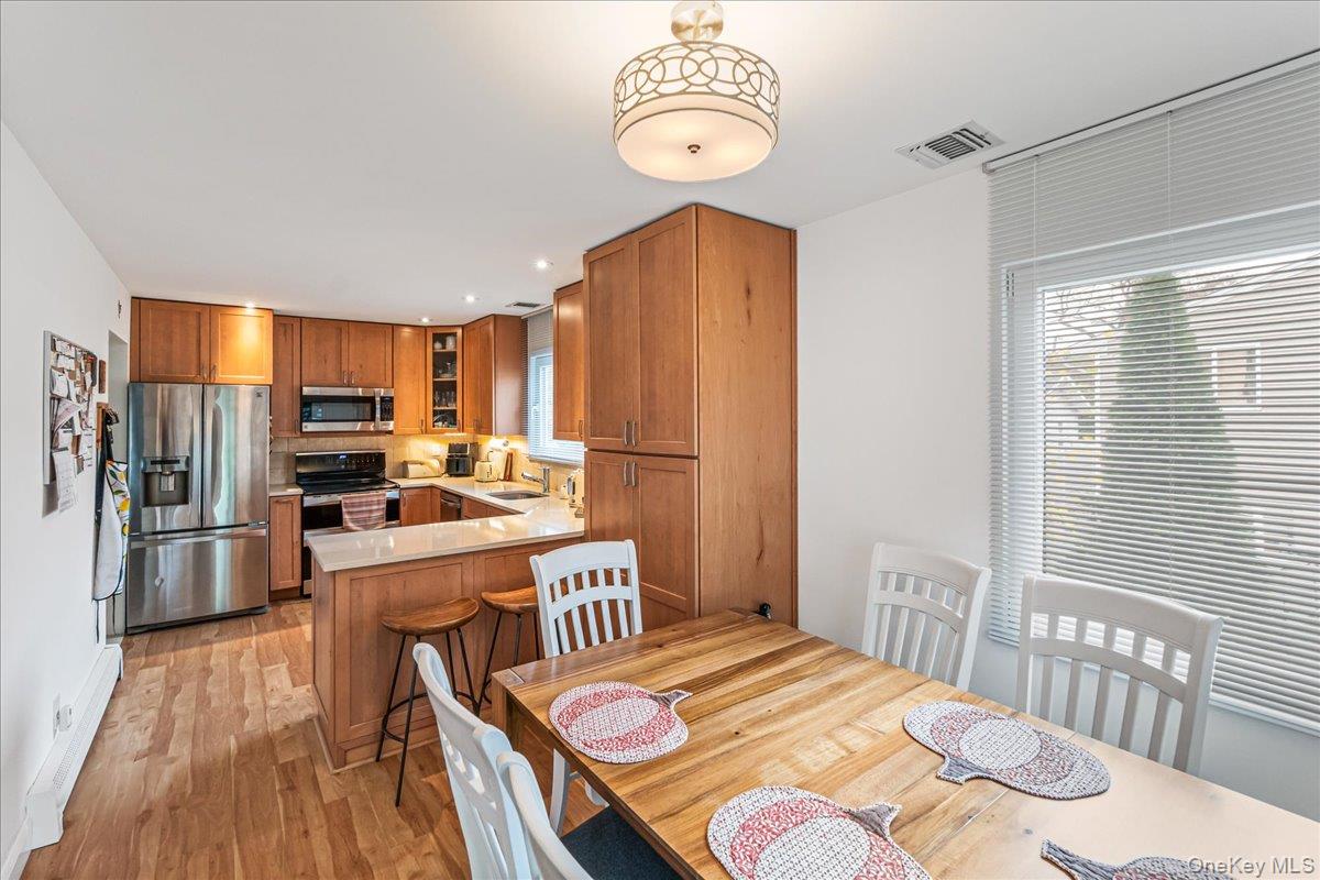 #7 photo, 4928 Express Drive, Ronkonkoma , NY 11779