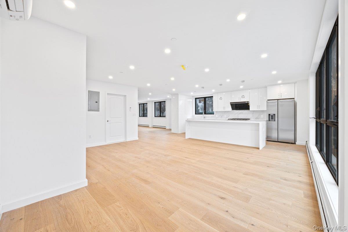 #15 photo, 33-01 213th Street, Bayside , NY 11361