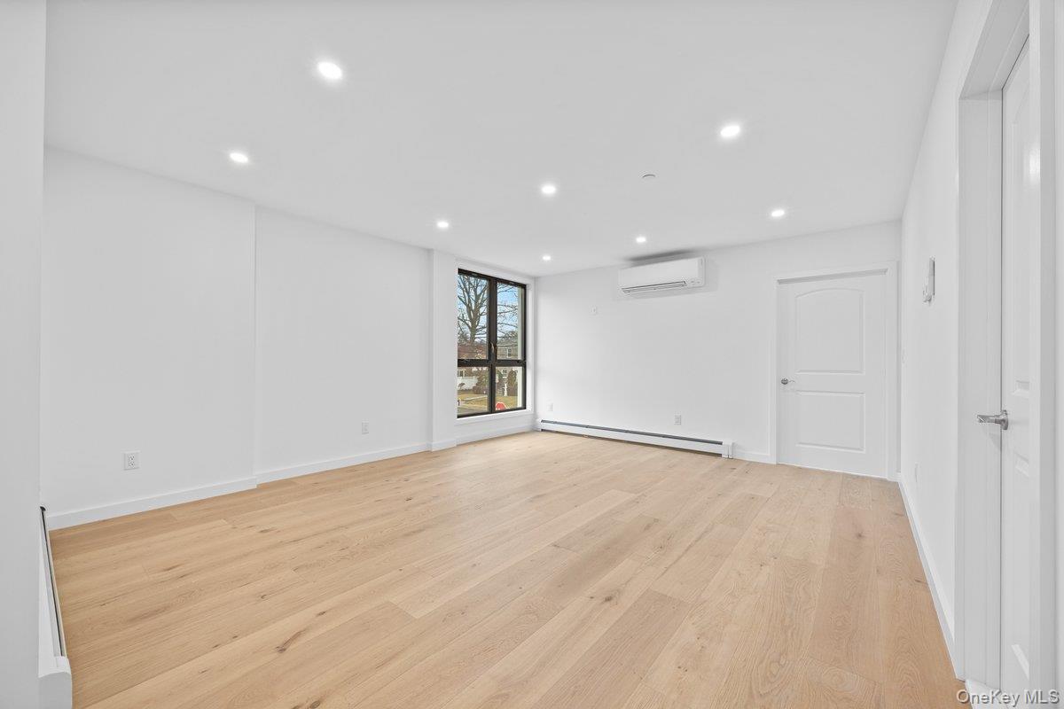 #8 photo, 33-01 213th Street, Bayside , NY 11361