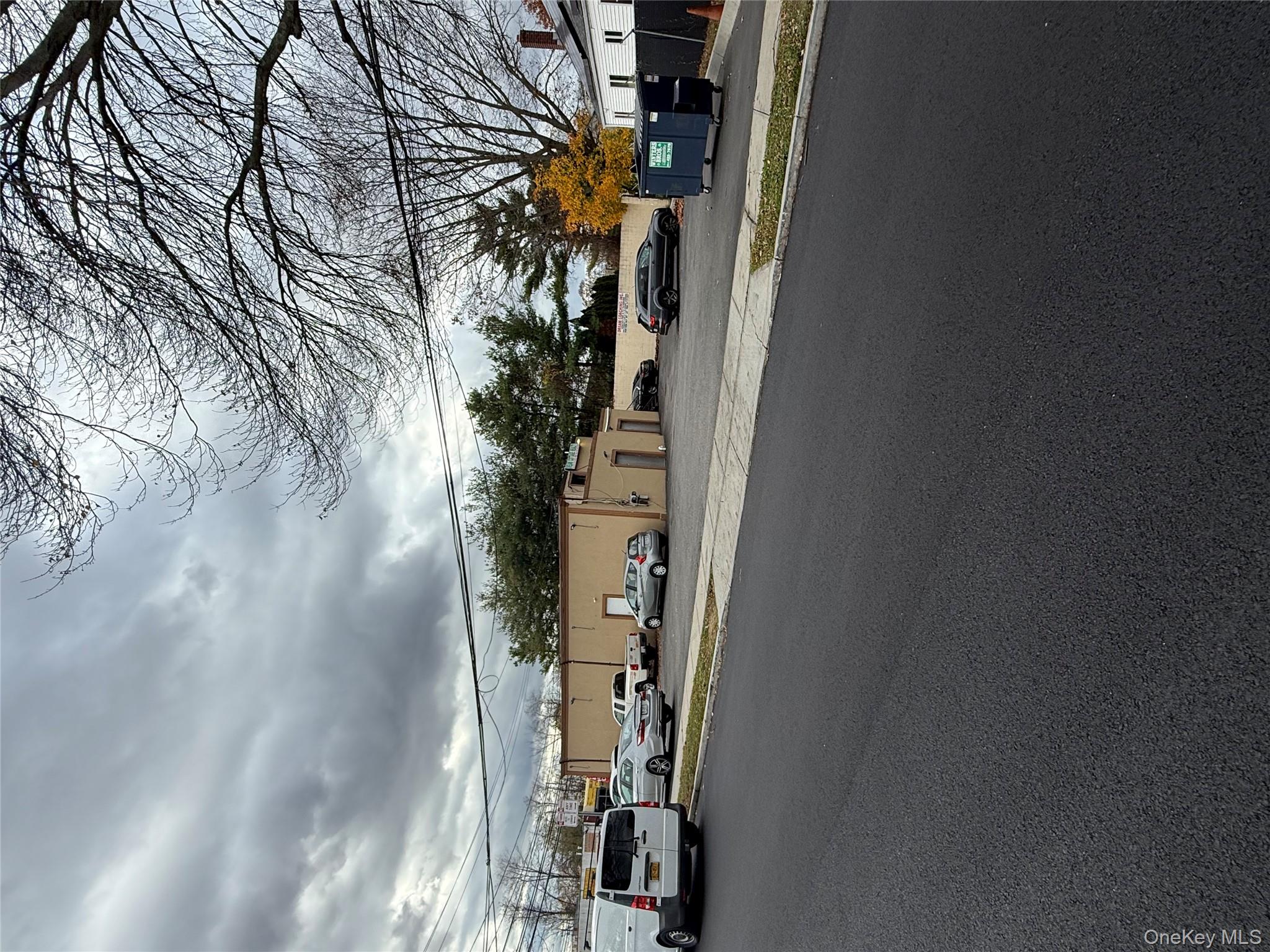 #4 photo, 825 LONG ISLAND Avenue, Deer Park , NY 11729