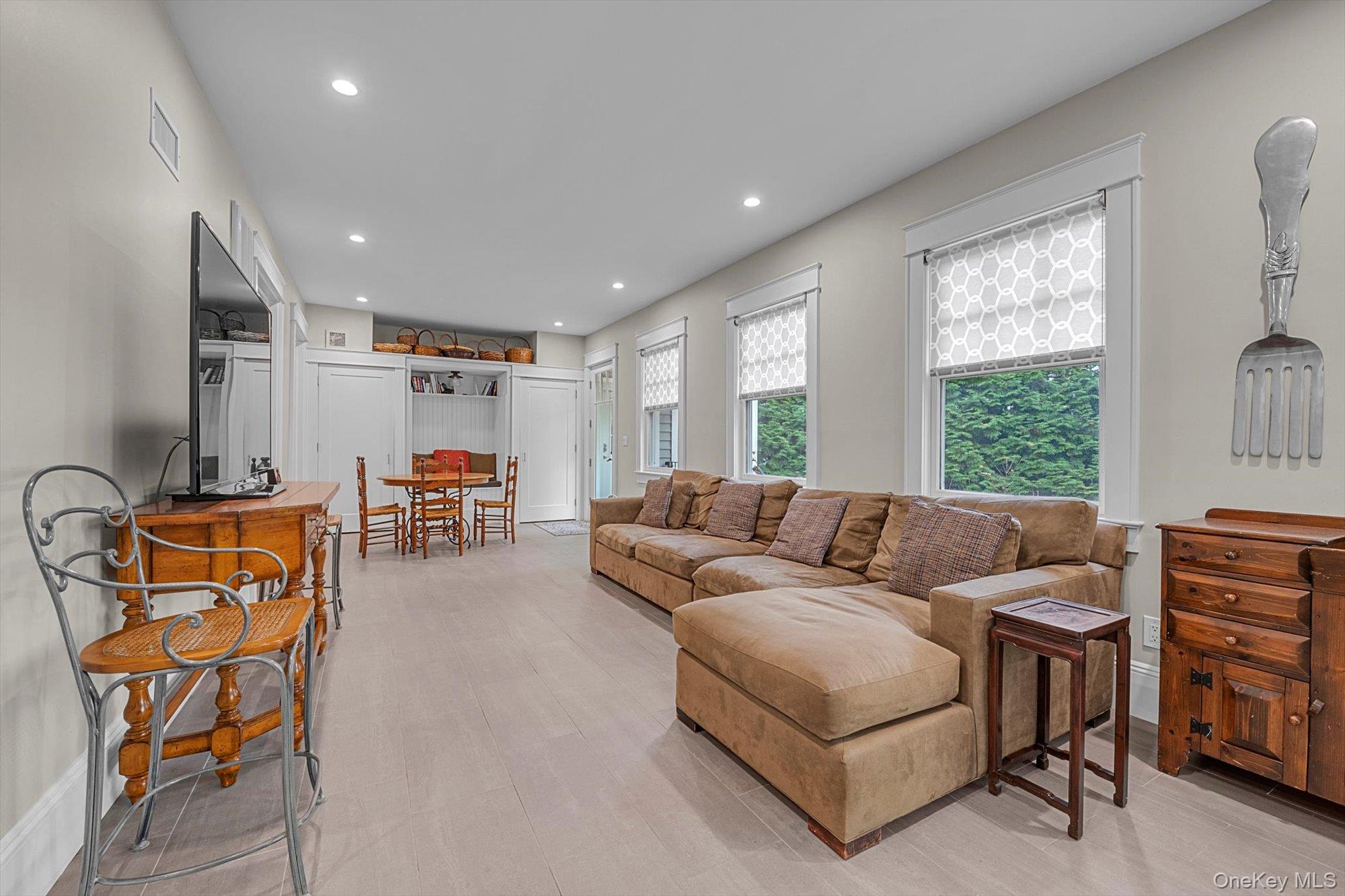 #14 photo, 1 Deepdale Drive, Great Neck , NY 11021