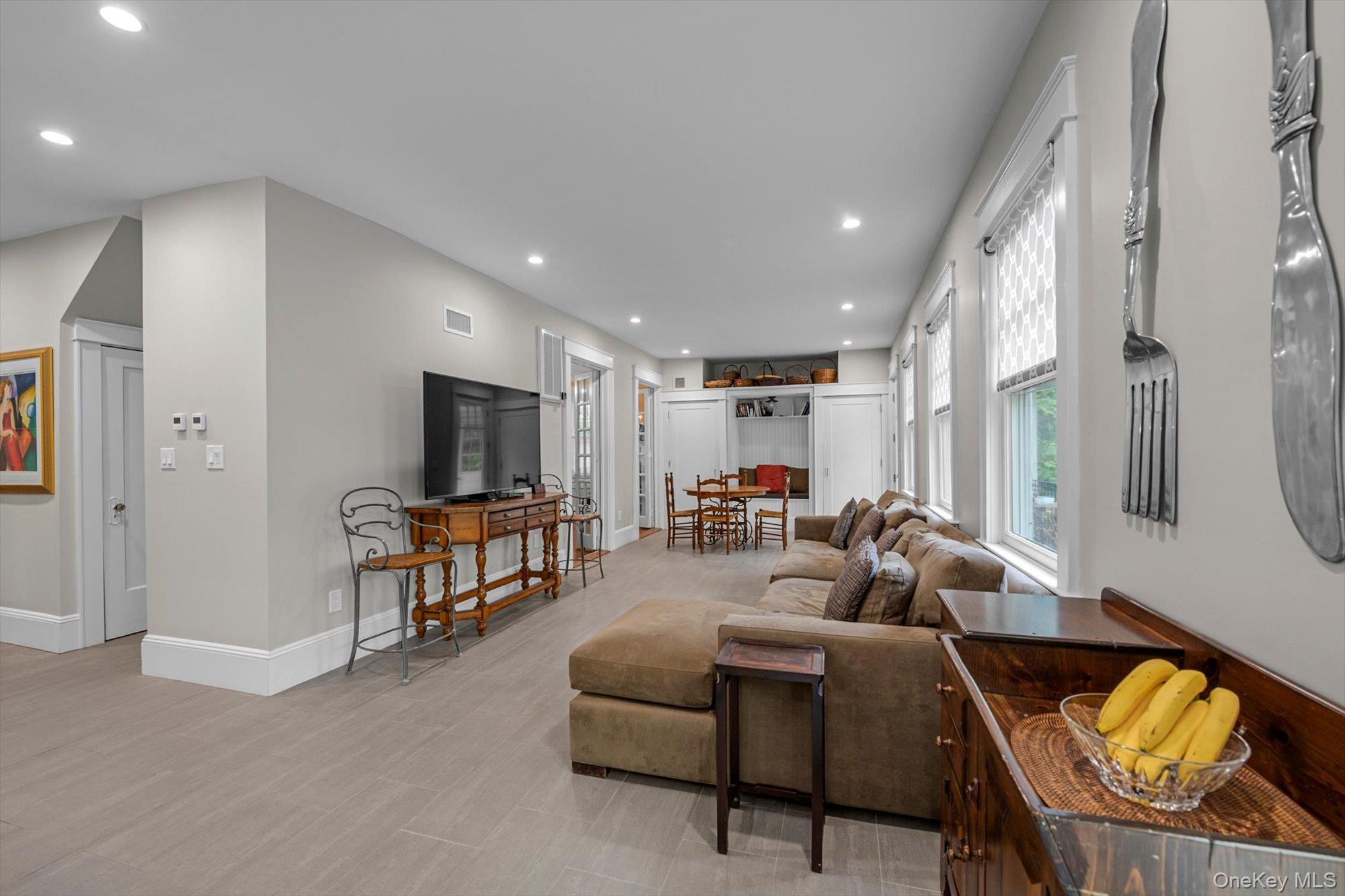 #15 photo, 1 Deepdale Drive, Great Neck , NY 11021