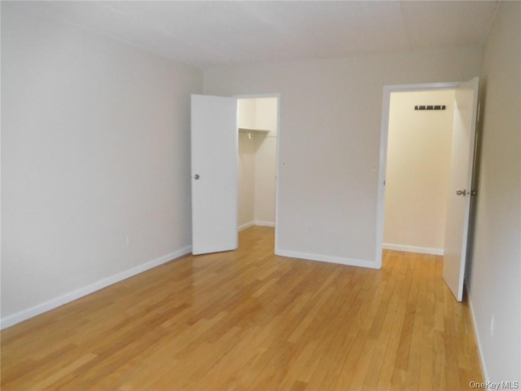 #13 photo, 2 Consulate Drive, Tuckahoe , NY 10707