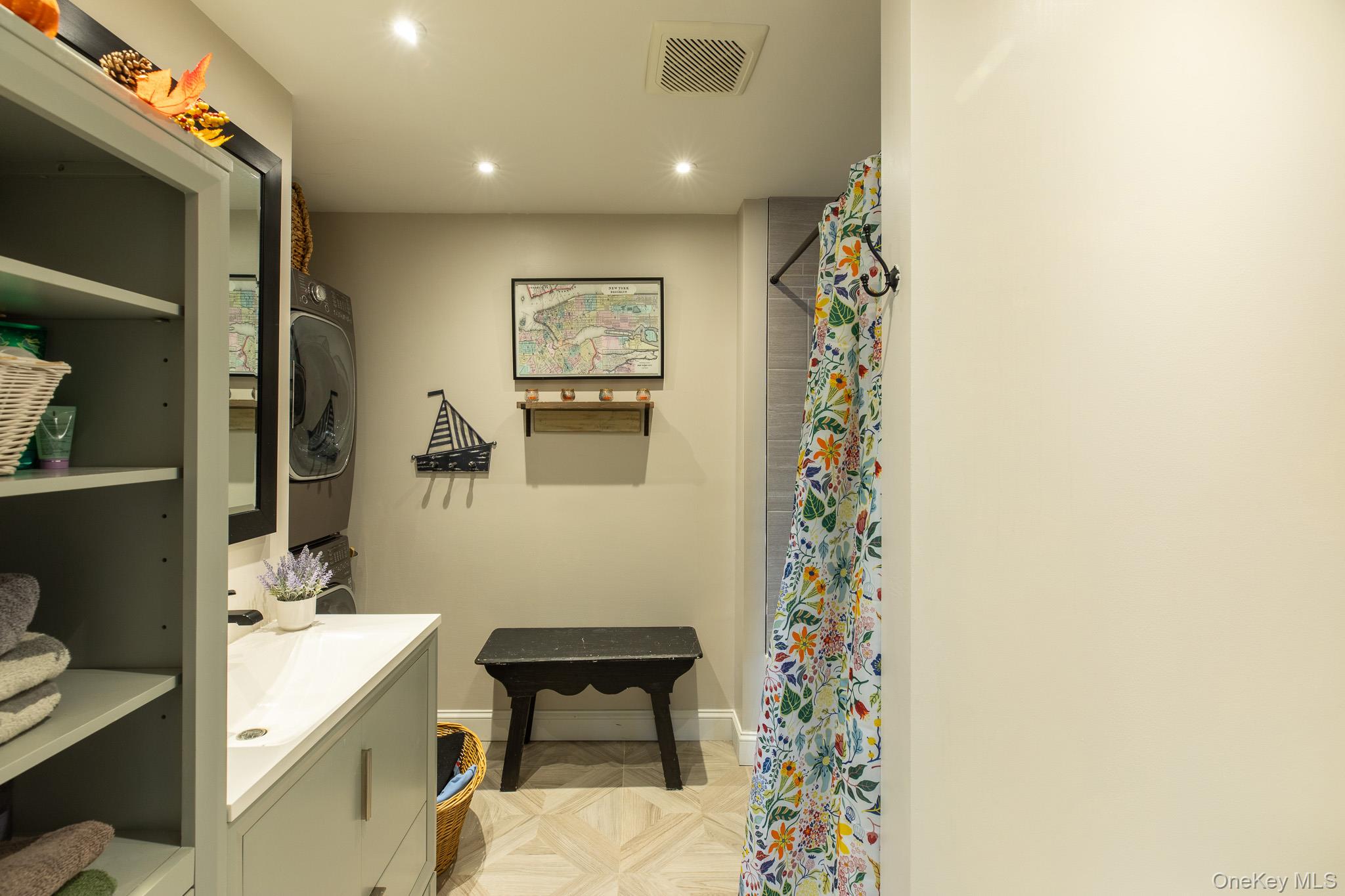 #14 photo, 5 Willow Dock Road, Highland , NY 12528