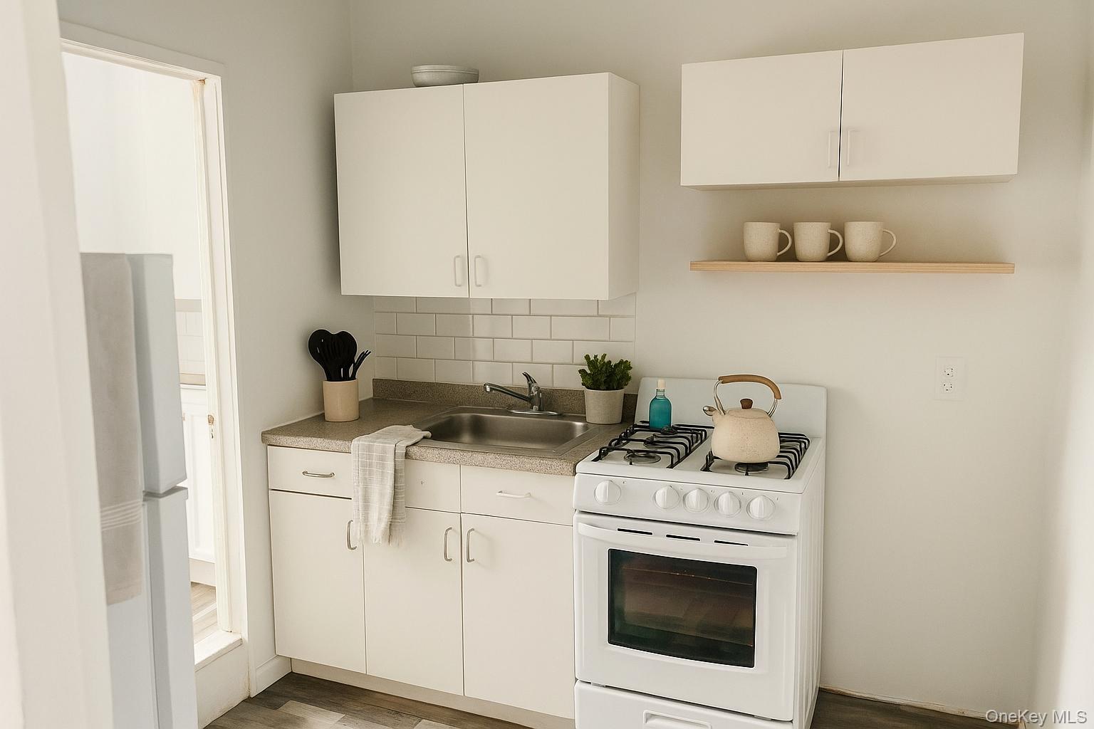 #4 photo, 370 North Avenue, New Rochelle , NY 10801