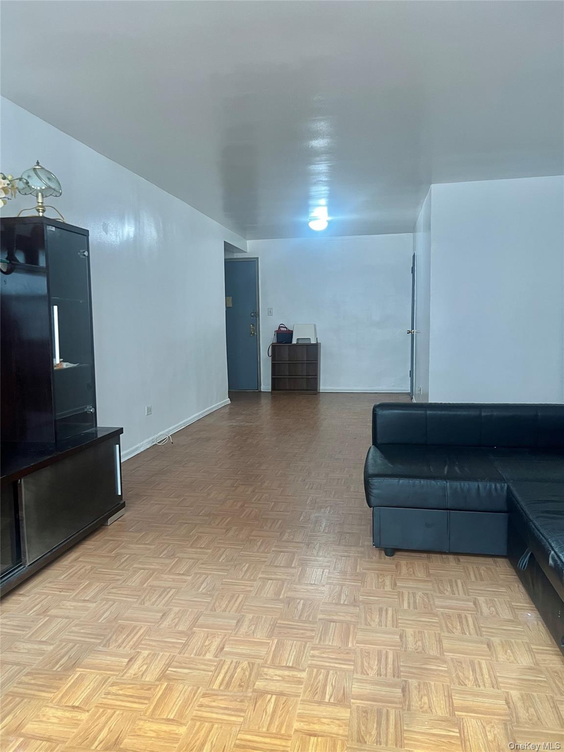 #8 photo, 94-30 59 Avenue, Elmhurst , NY 11373