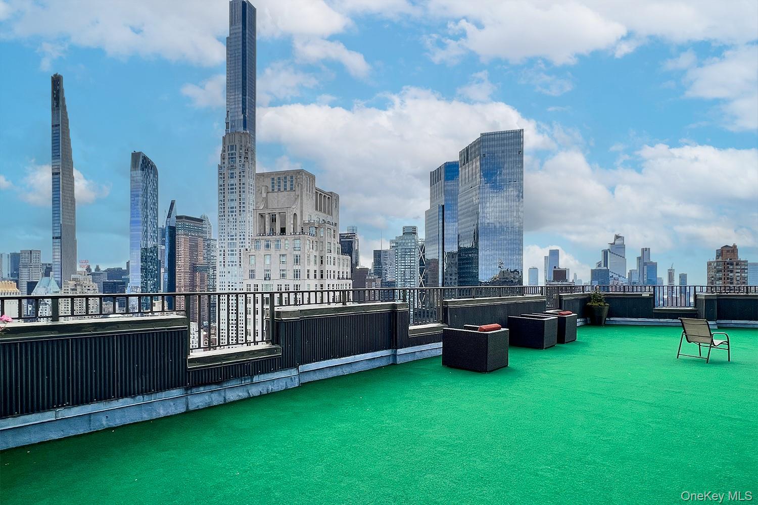 #14 photo, 20 West 64 Street, New York (Manhattan) , NY 10023