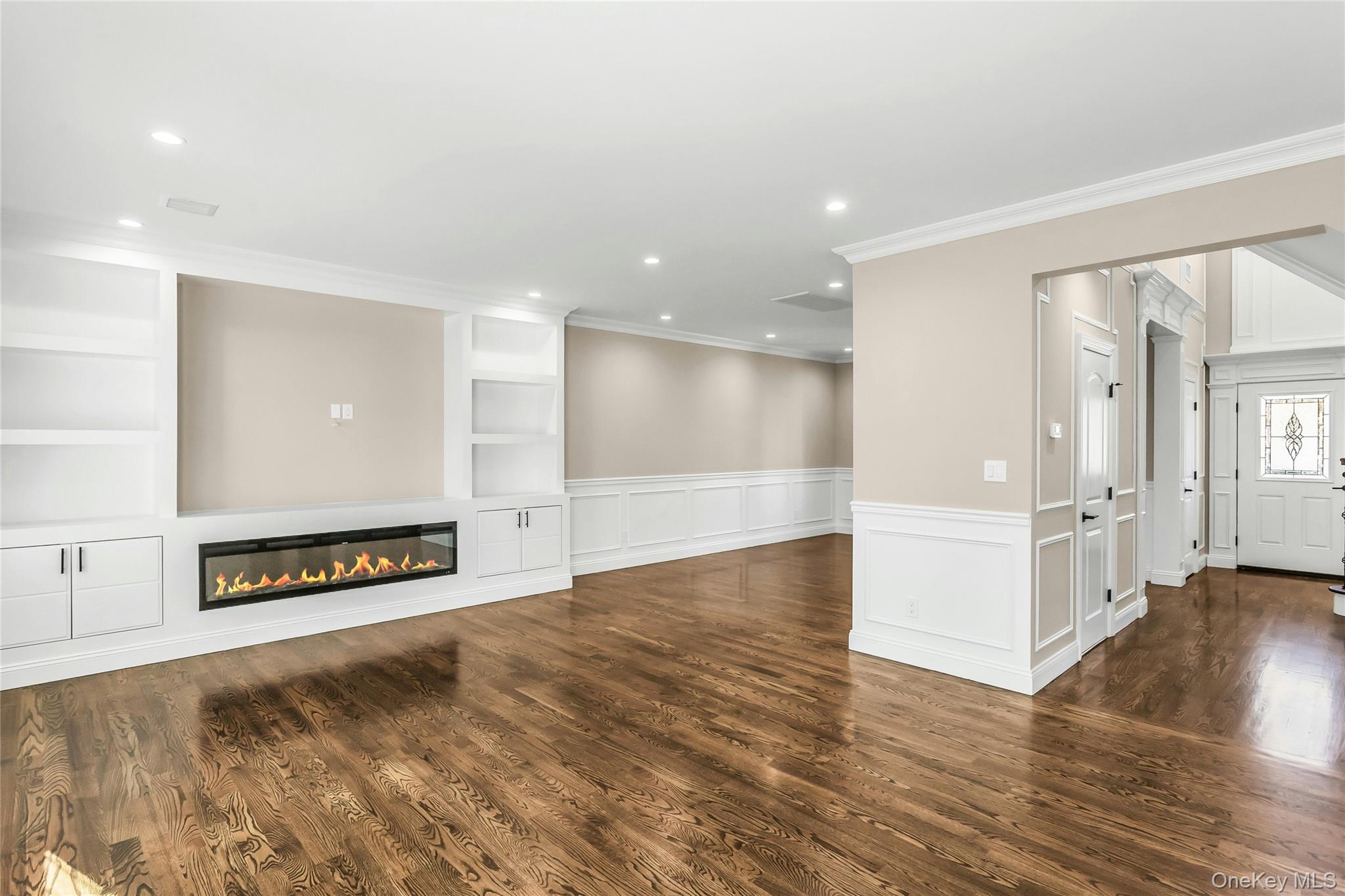 #15 photo, 9 Briggs Street, Hicksville , NY 11801