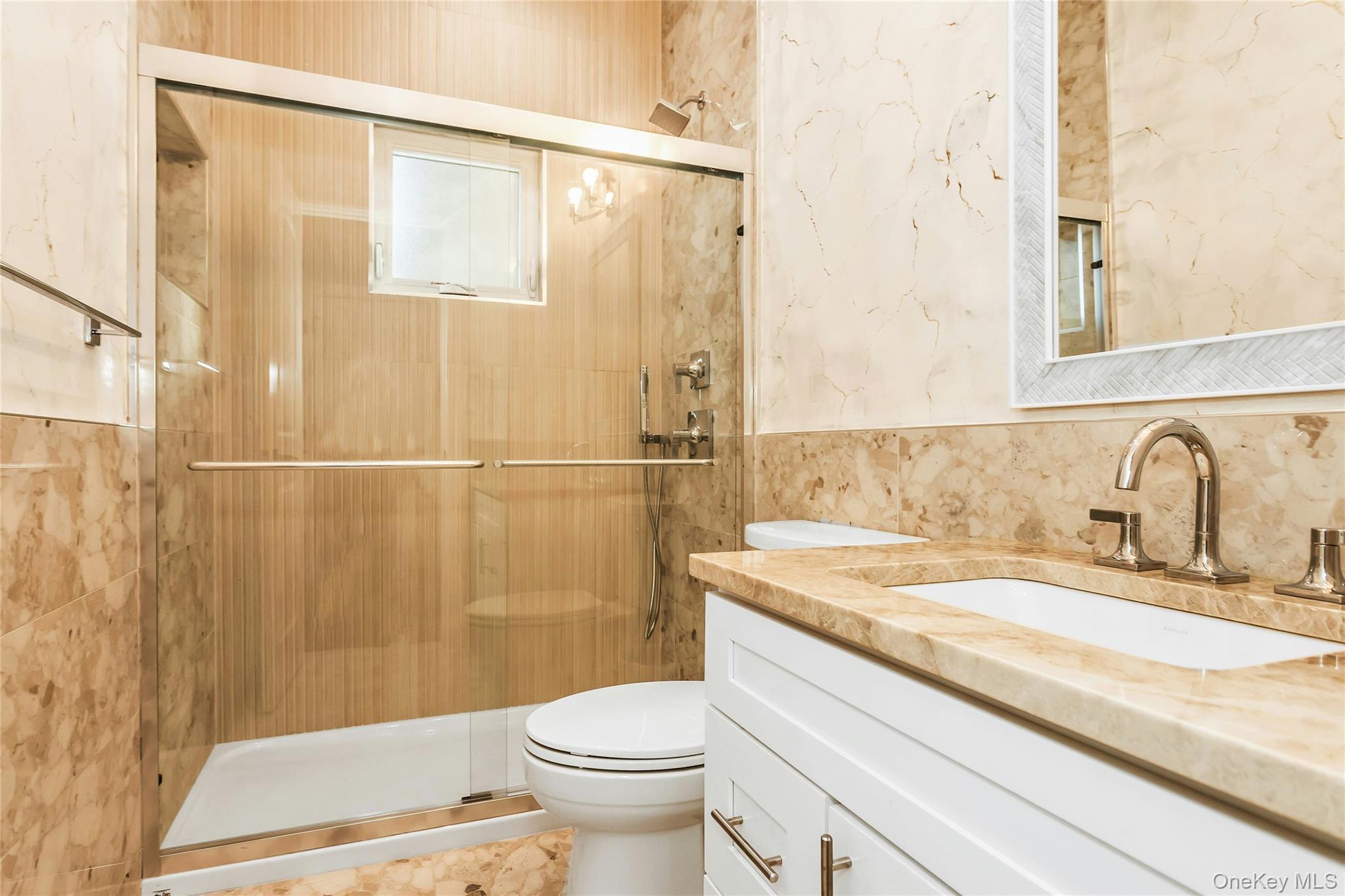 #19 photo, 9 Briggs Street, Hicksville , NY 11801