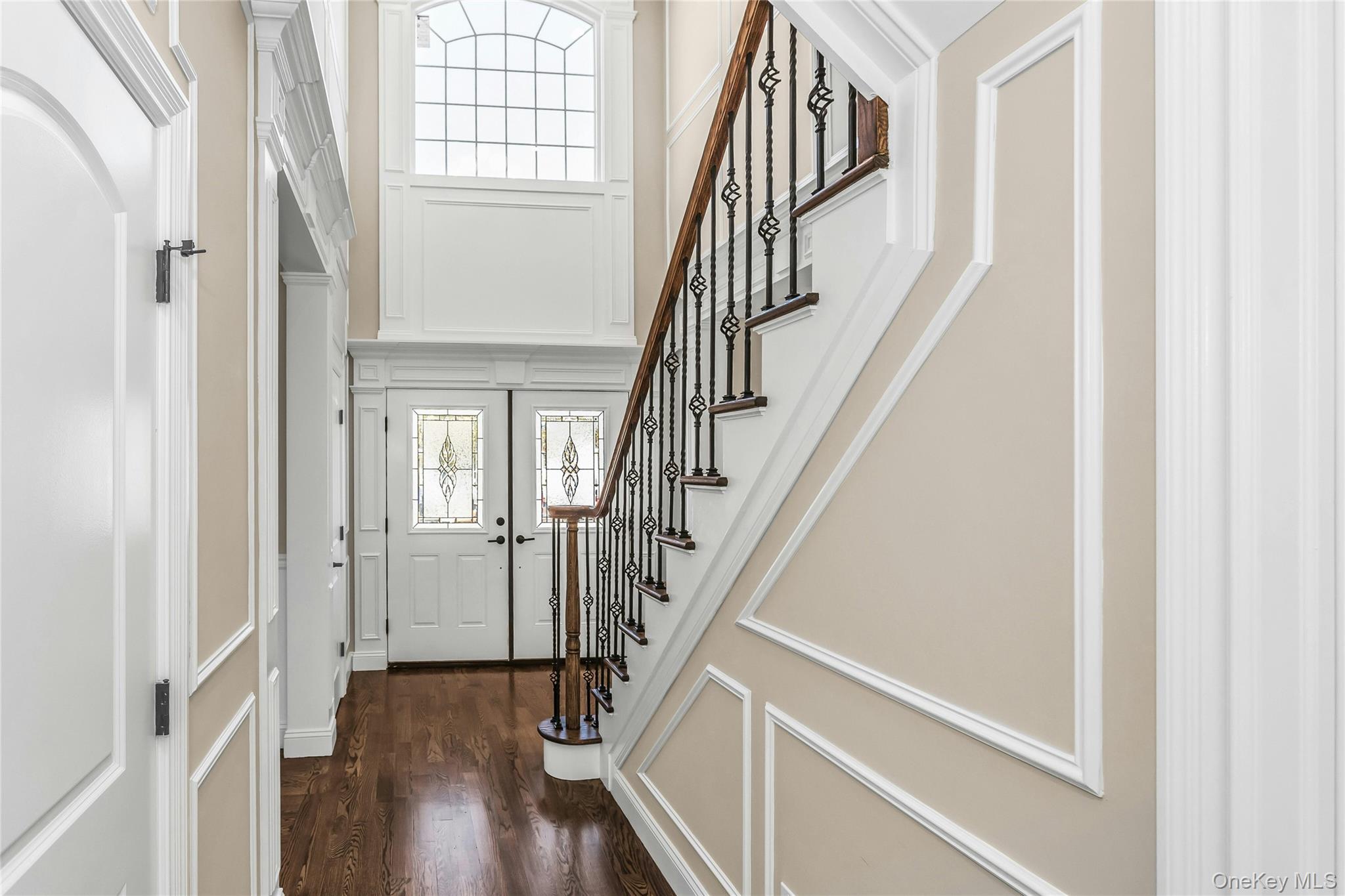 #5 photo, 9 Briggs Street, Hicksville , NY 11801