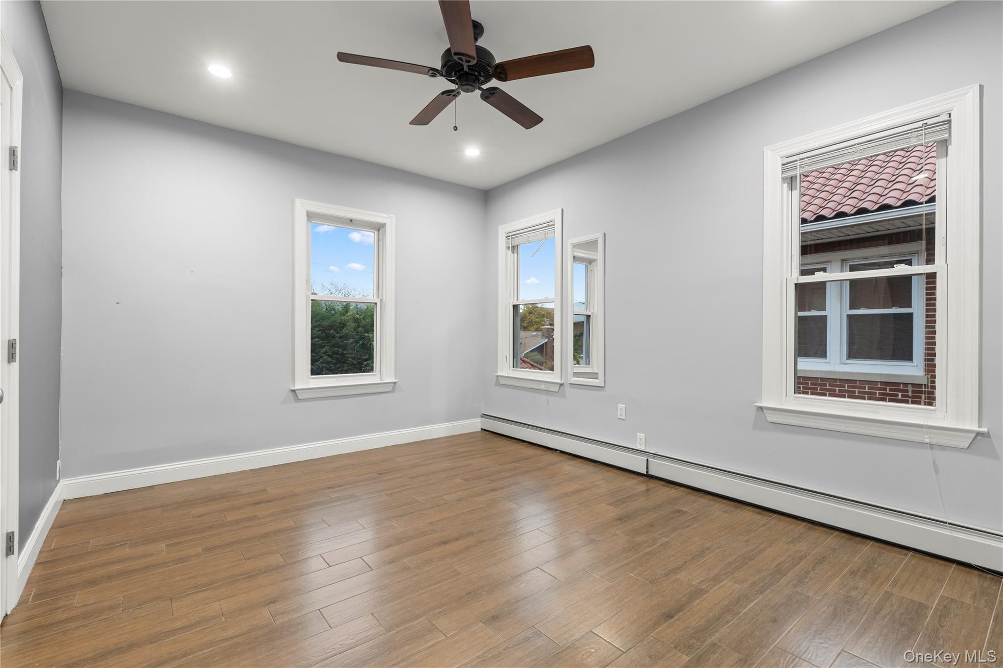 #15 photo, 148 W Walnut Street, Long Beach , NY 11561