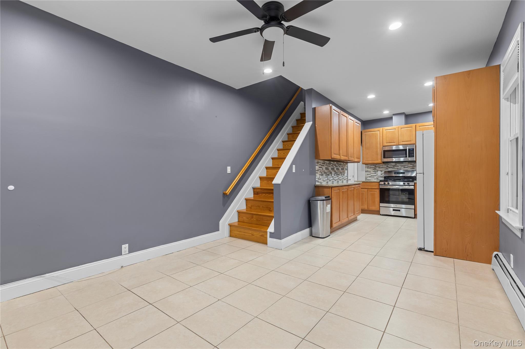 #20 photo, 148 W Walnut Street, Long Beach , NY 11561