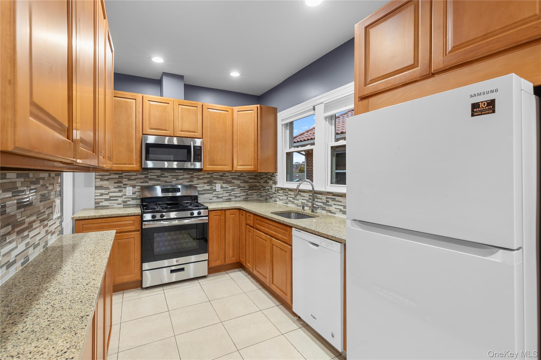 #4 photo, 148 W Walnut Street, Long Beach , NY 11561