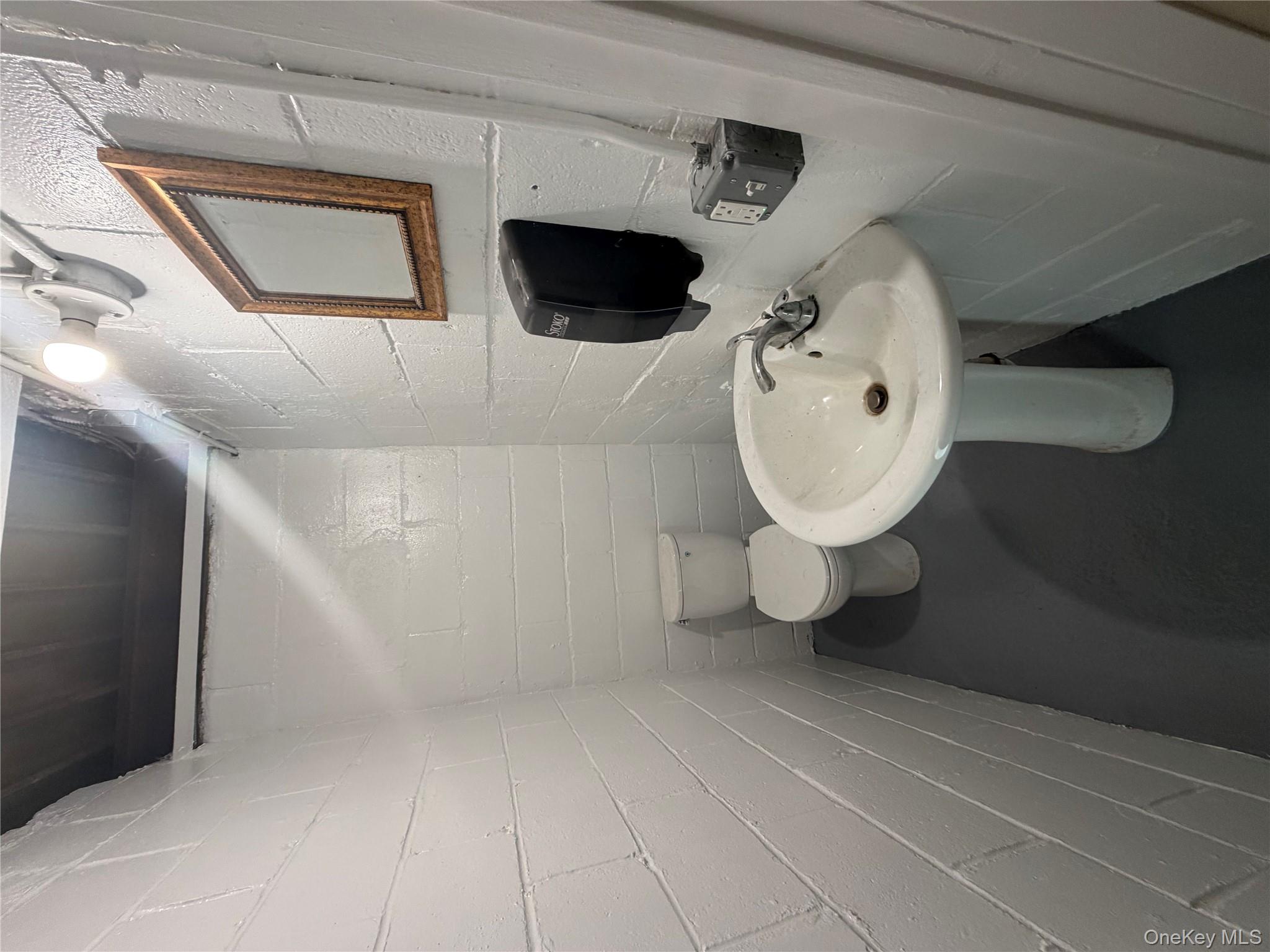 #16 photo, 275 Elsworth Street, Саффолк ‖ Holbrook , NY 11741