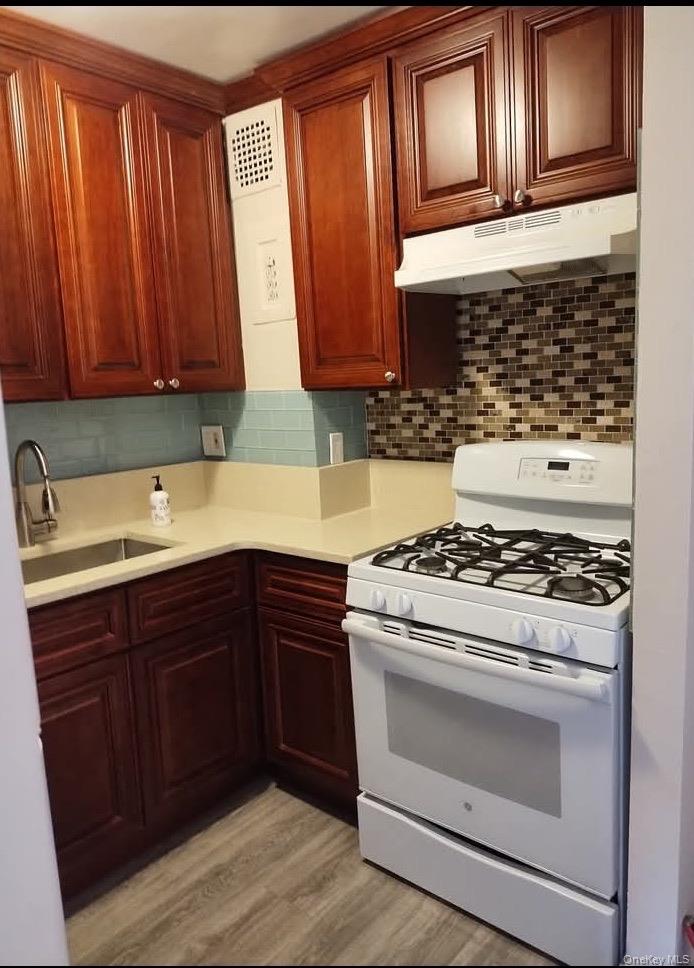 #3 photo, 124 Smith Street, Freeport , NY 11520