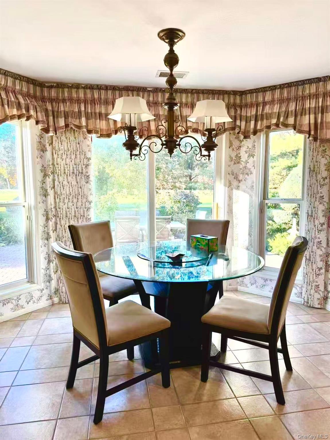 #3 photo, 153 Country Club Drive, Commack , NY 11725