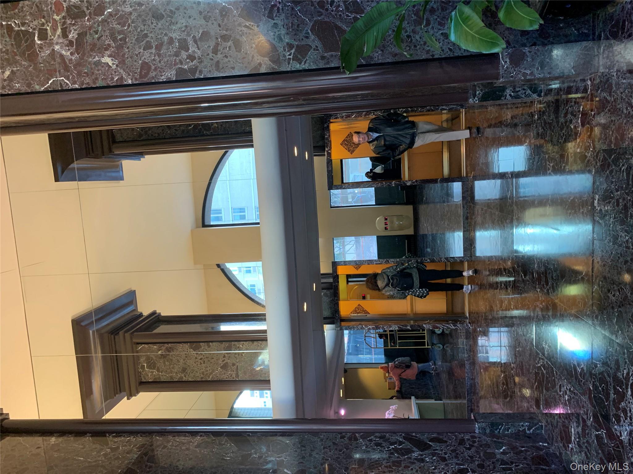 #3 photo, 400 east 70 street Street, New York (Manhattan) , NY 10021