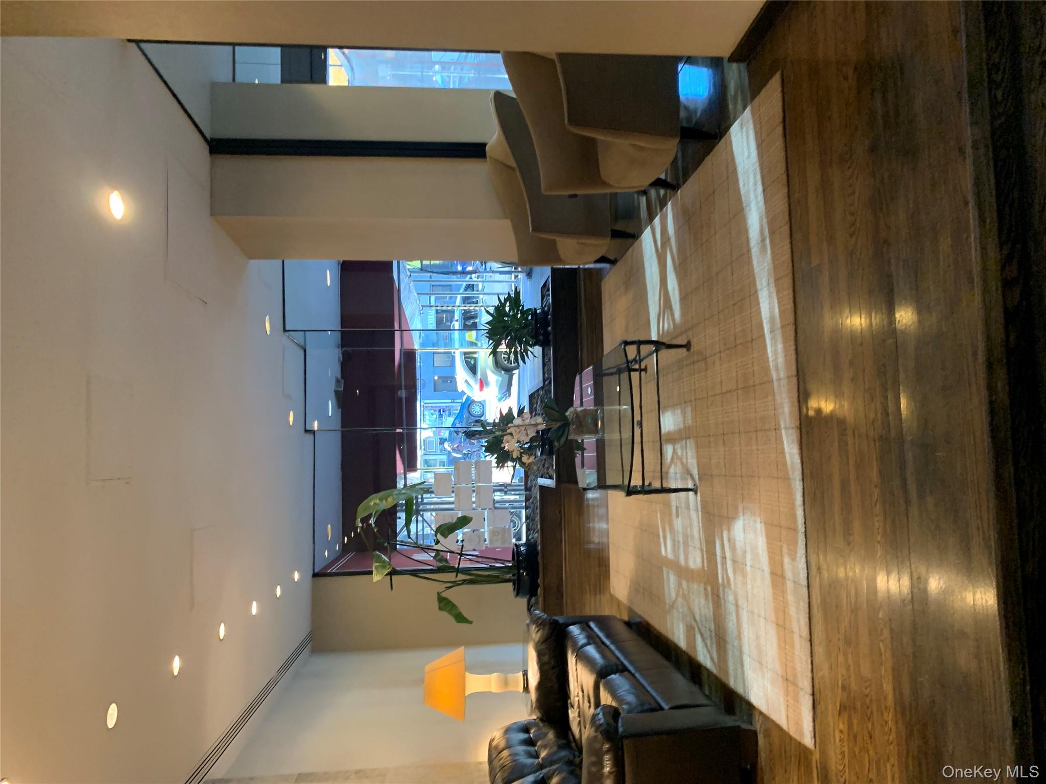 #5 photo, 400 east 70 street Street, New York (Manhattan) , NY 10021