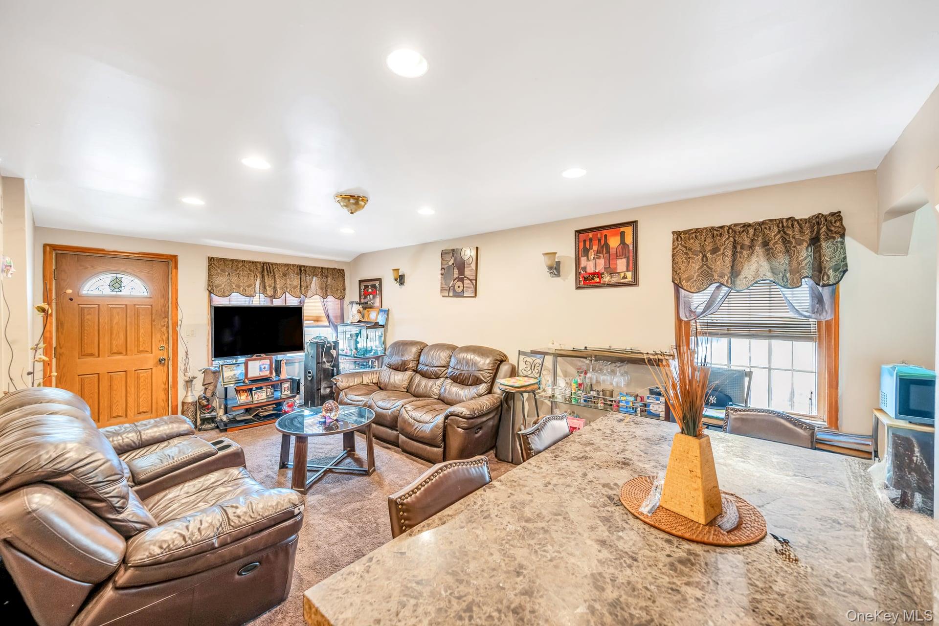 #3 photo, 191-11 119th Avenue, Saint Albans , NY 11412